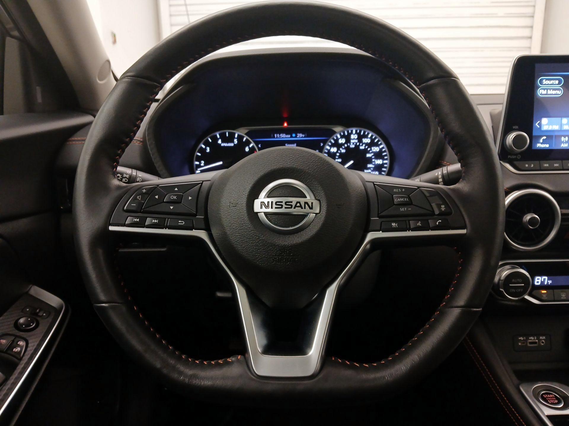 Thumbnail: 2023 Nissan Sentra - 10