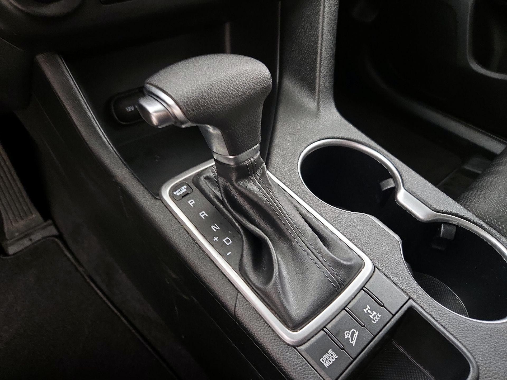 Thumbnail: 2022 Kia Sportage - 17