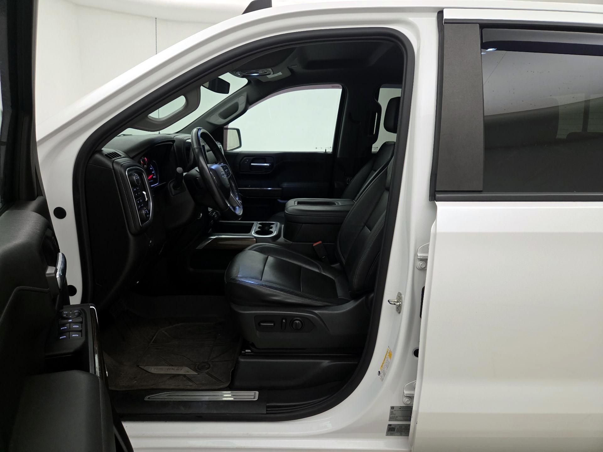 Thumbnail: 2020 Chevrolet Silverado 1500 - 11