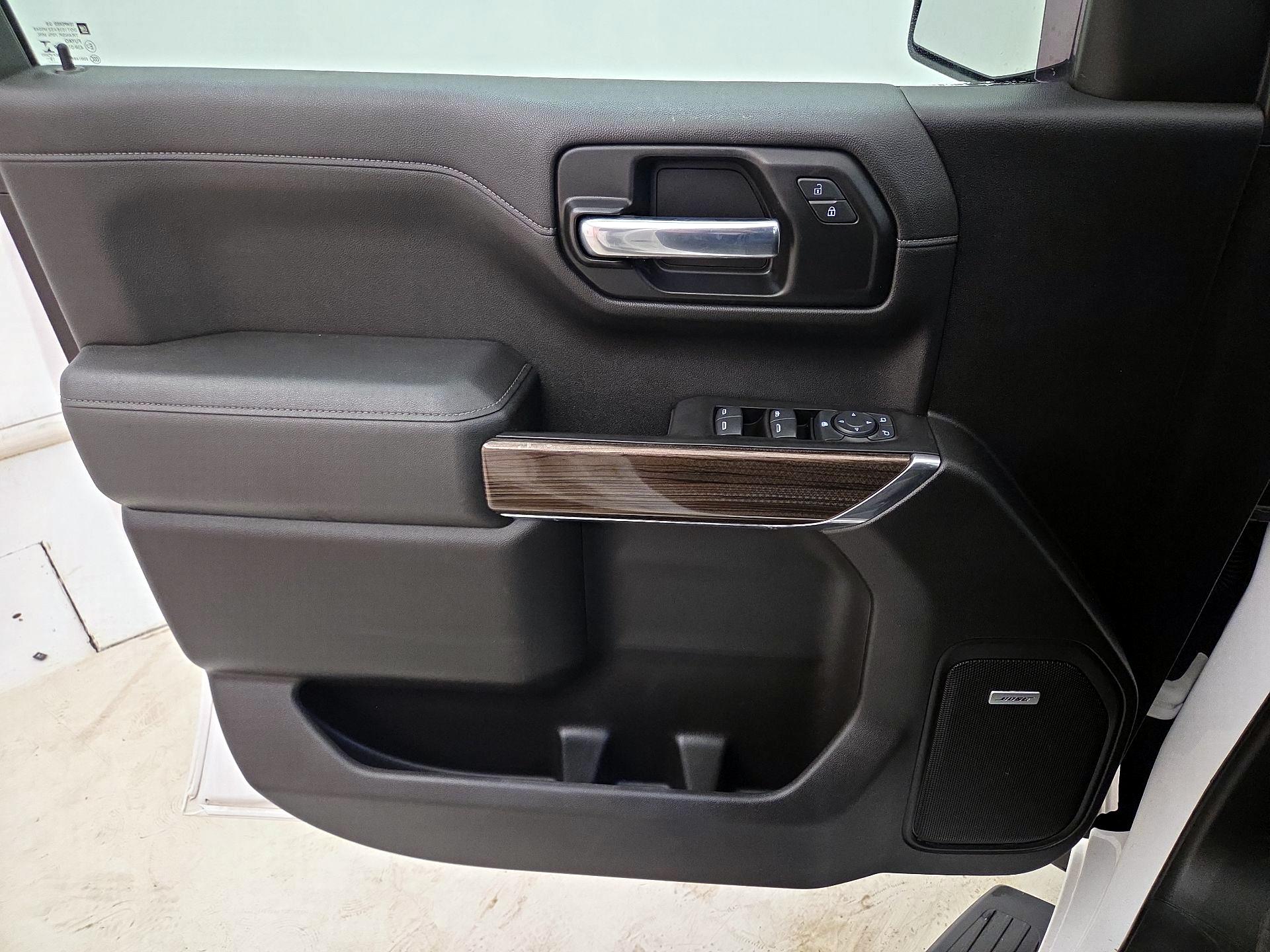 Thumbnail: 2020 Chevrolet Silverado 1500 - 12