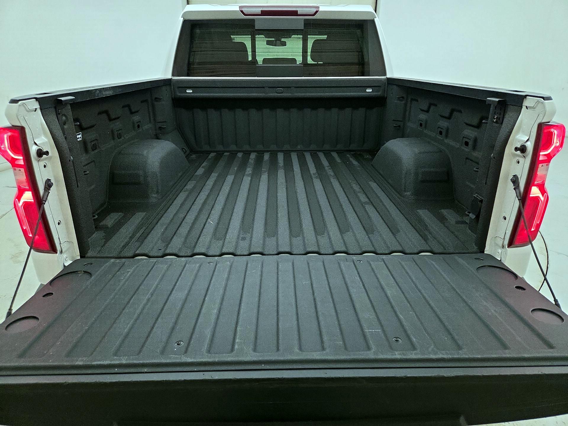 Thumbnail: 2020 Chevrolet Silverado 1500 - 20