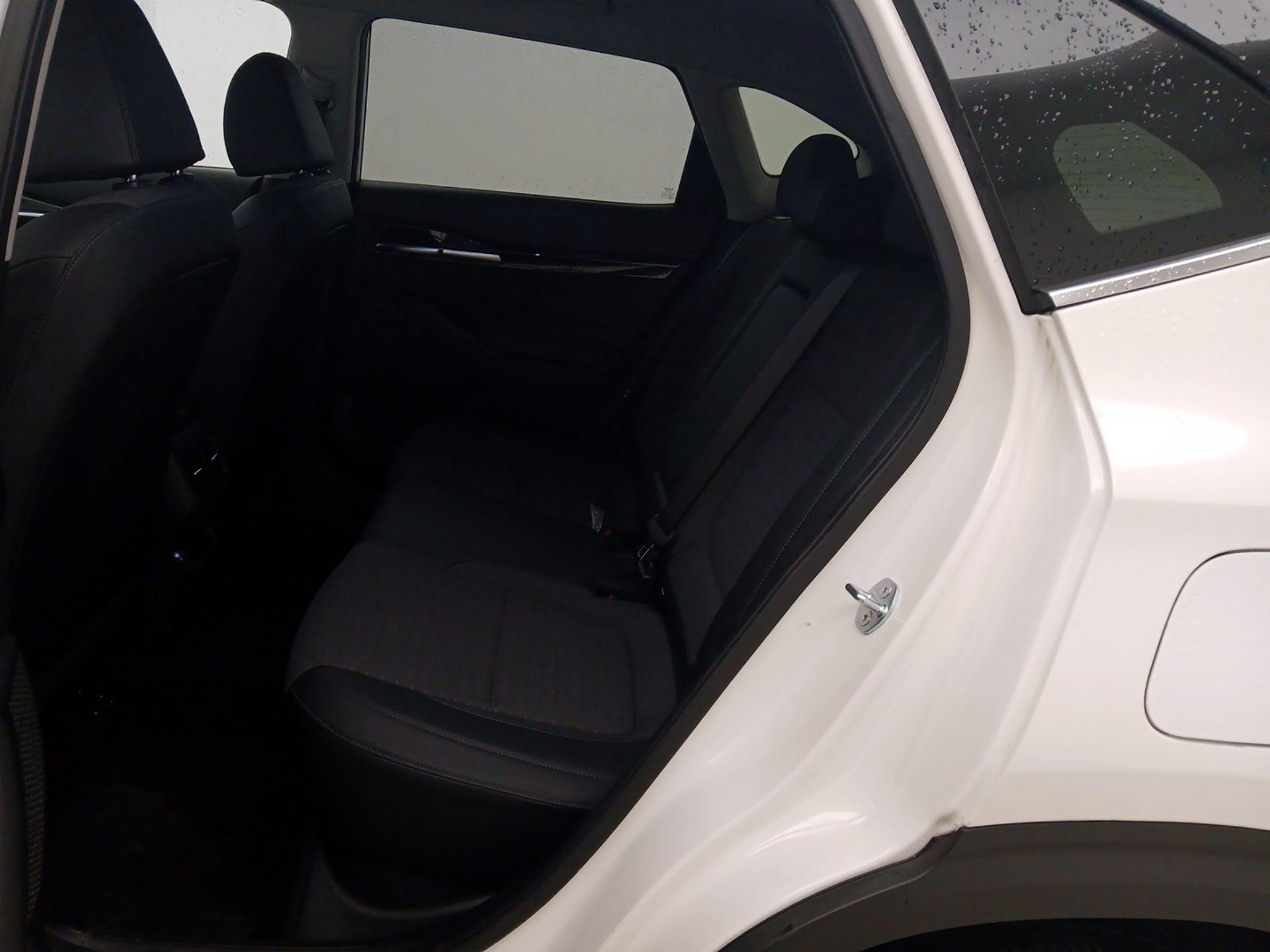 Thumbnail: 2023 Kia Seltos - 19