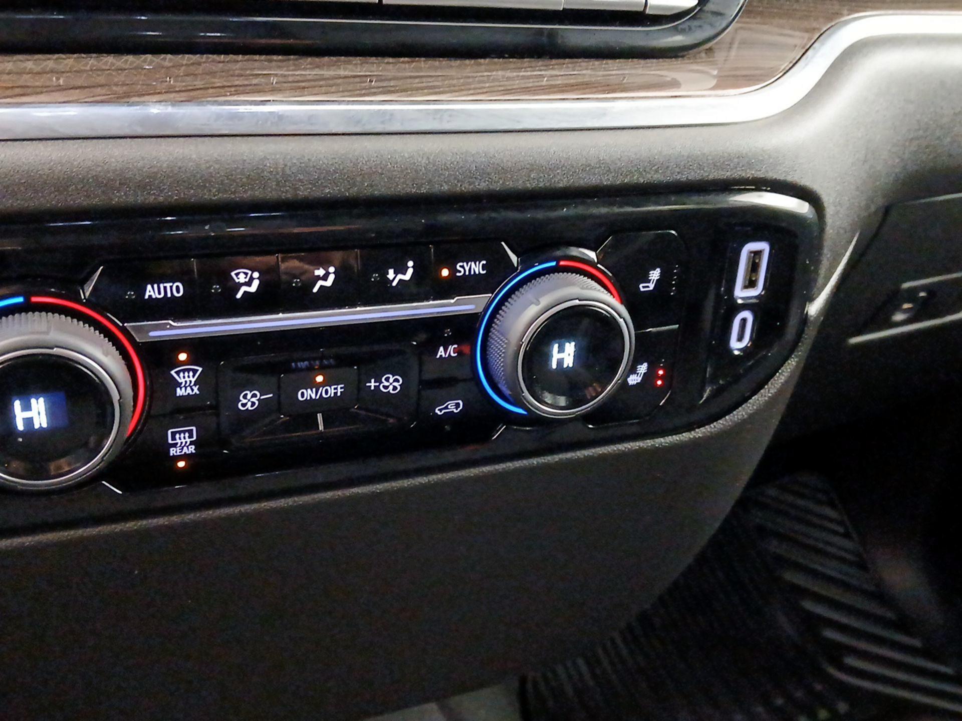 Thumbnail: 2023 Chevrolet Silverado 1500 - 18