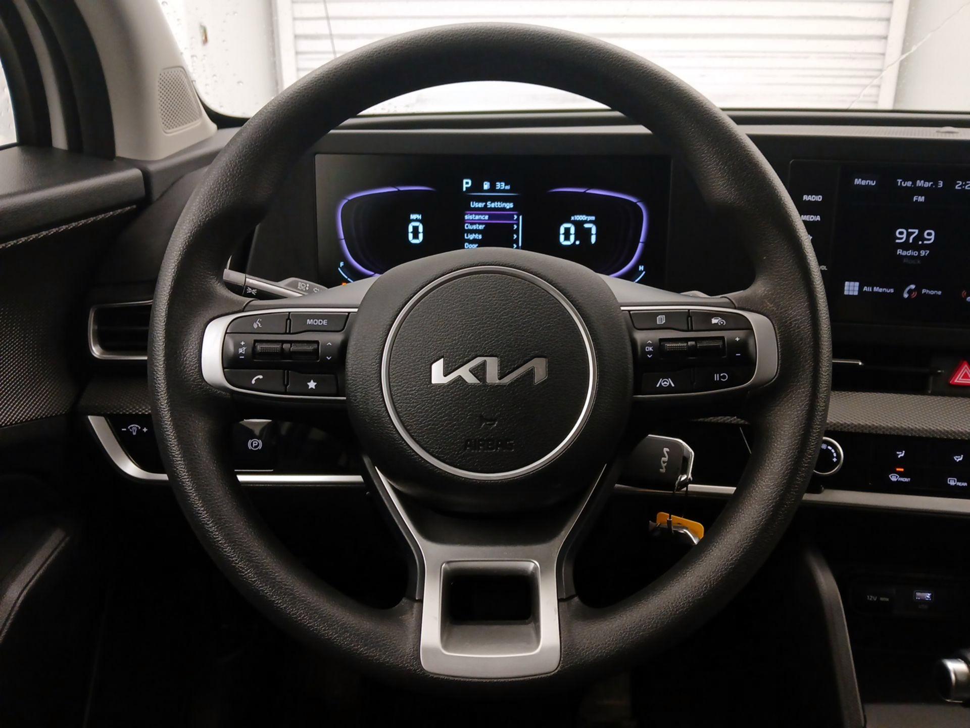 Thumbnail: 2023 Kia Sportage - 10
