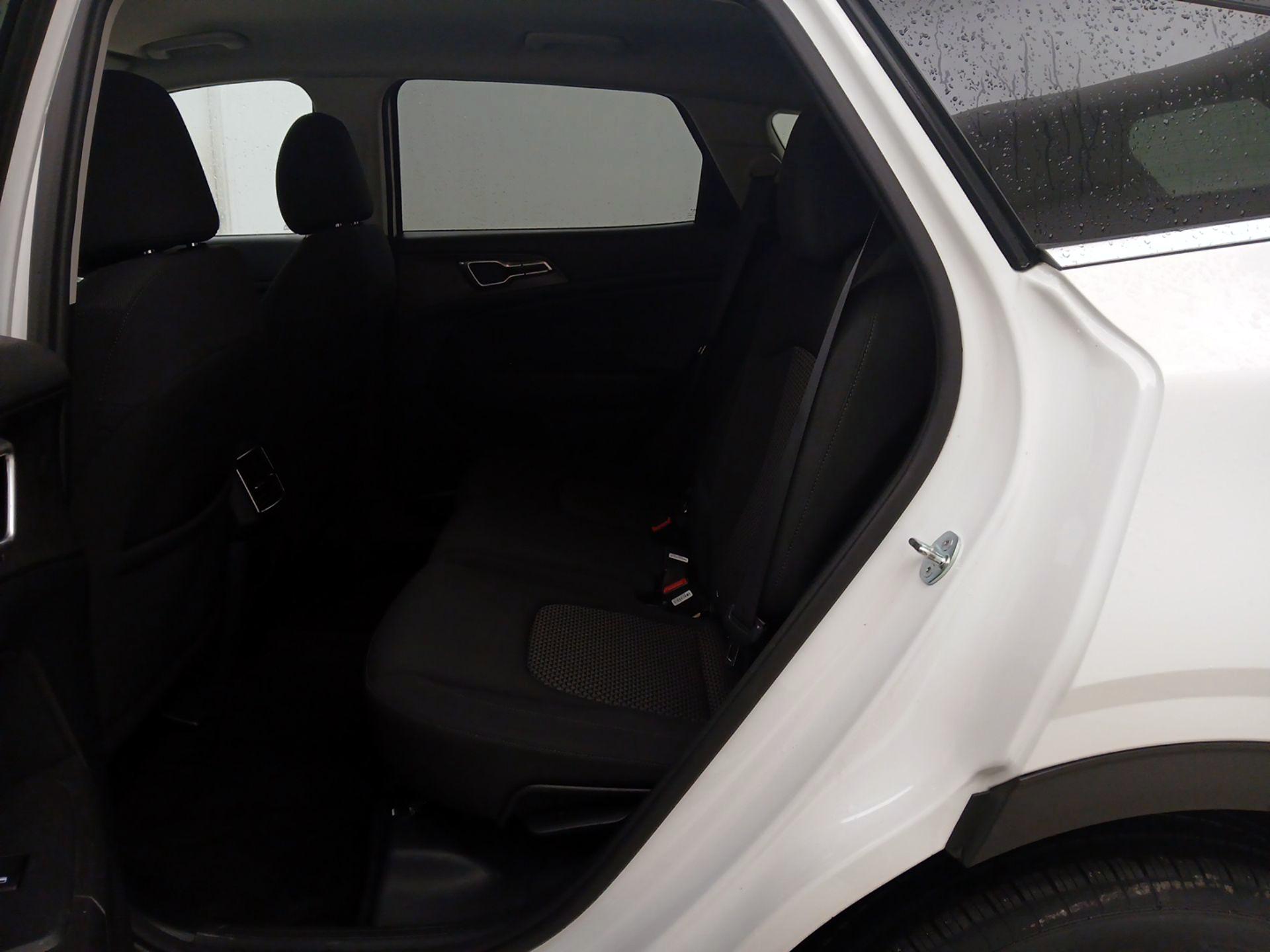 Thumbnail: 2023 Kia Sportage - 19