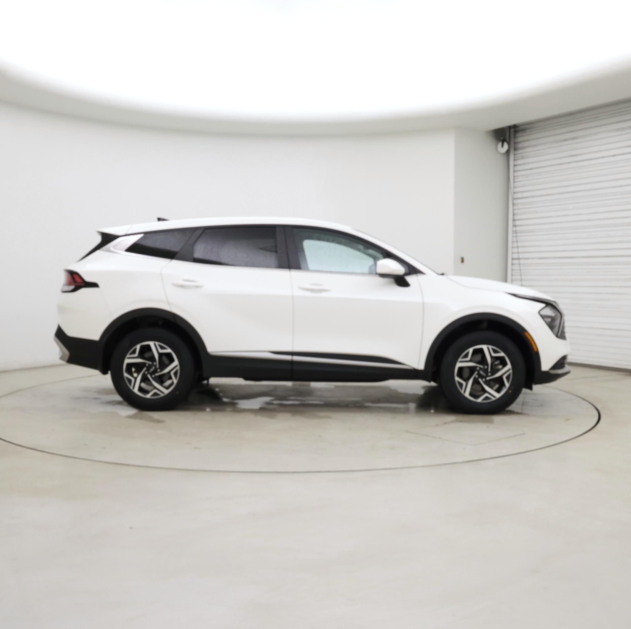 Thumbnail: 2023 Kia Sportage - 7