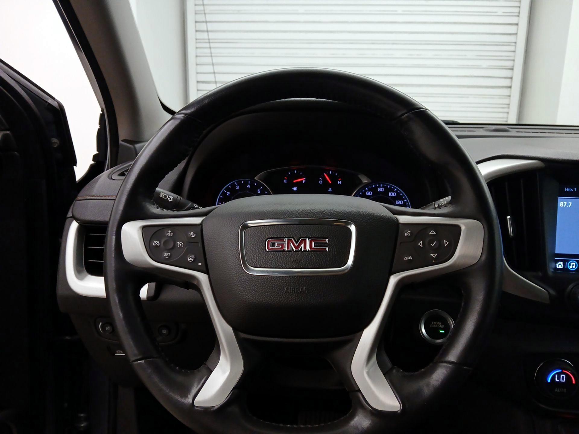 Thumbnail: 2020 GMC Terrain - 10