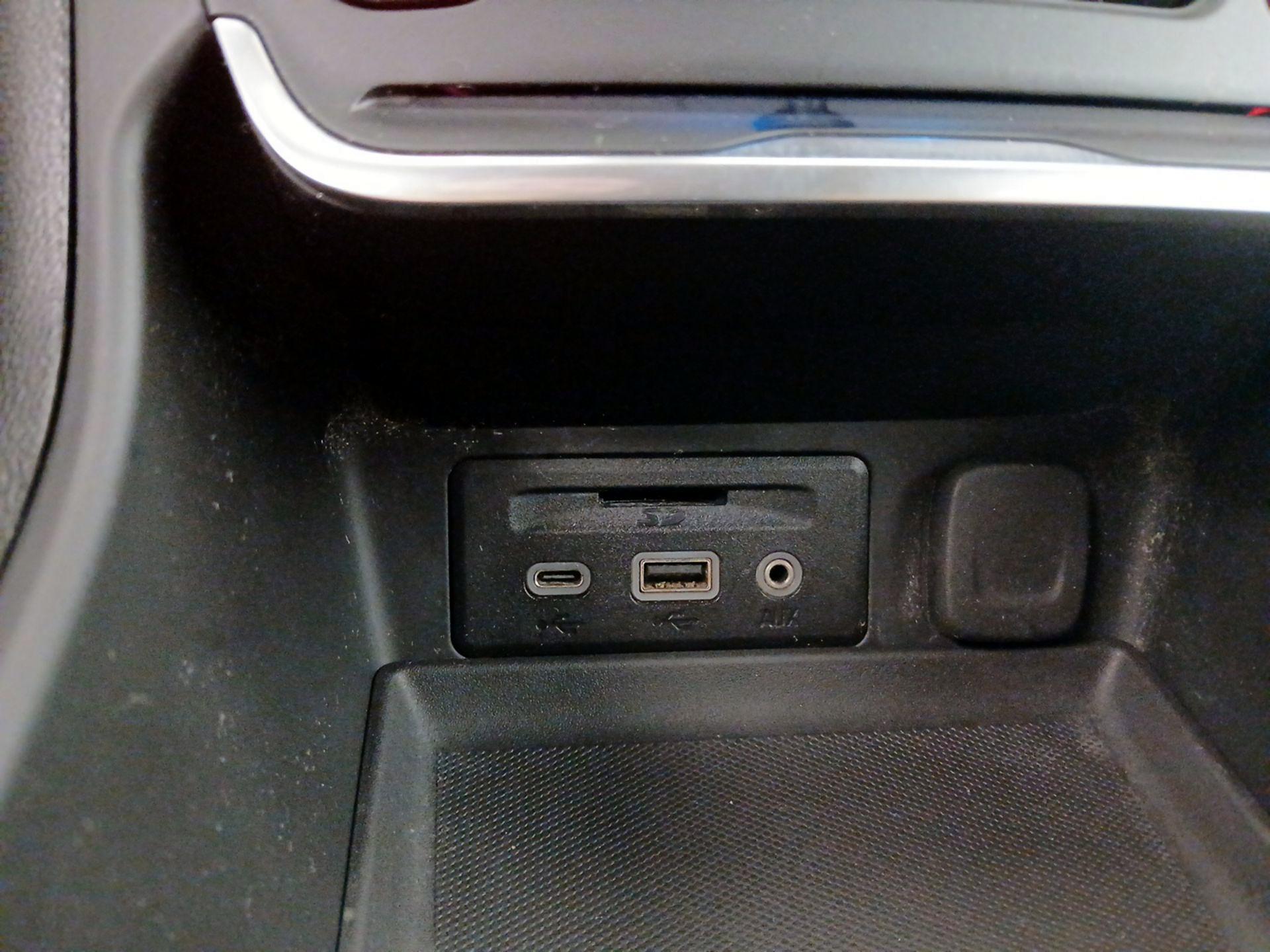 Thumbnail: 2020 GMC Terrain - 18