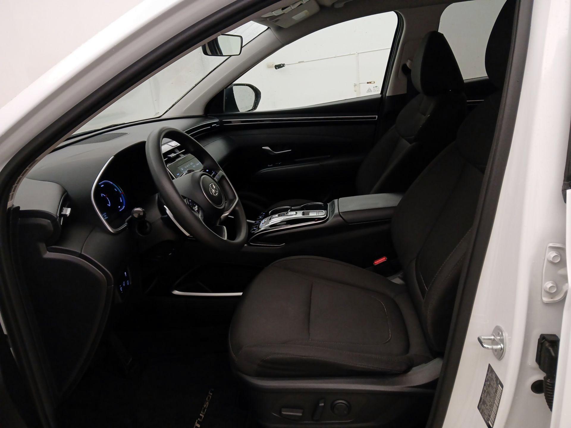 Thumbnail: 2023 Hyundai Tucson - 11