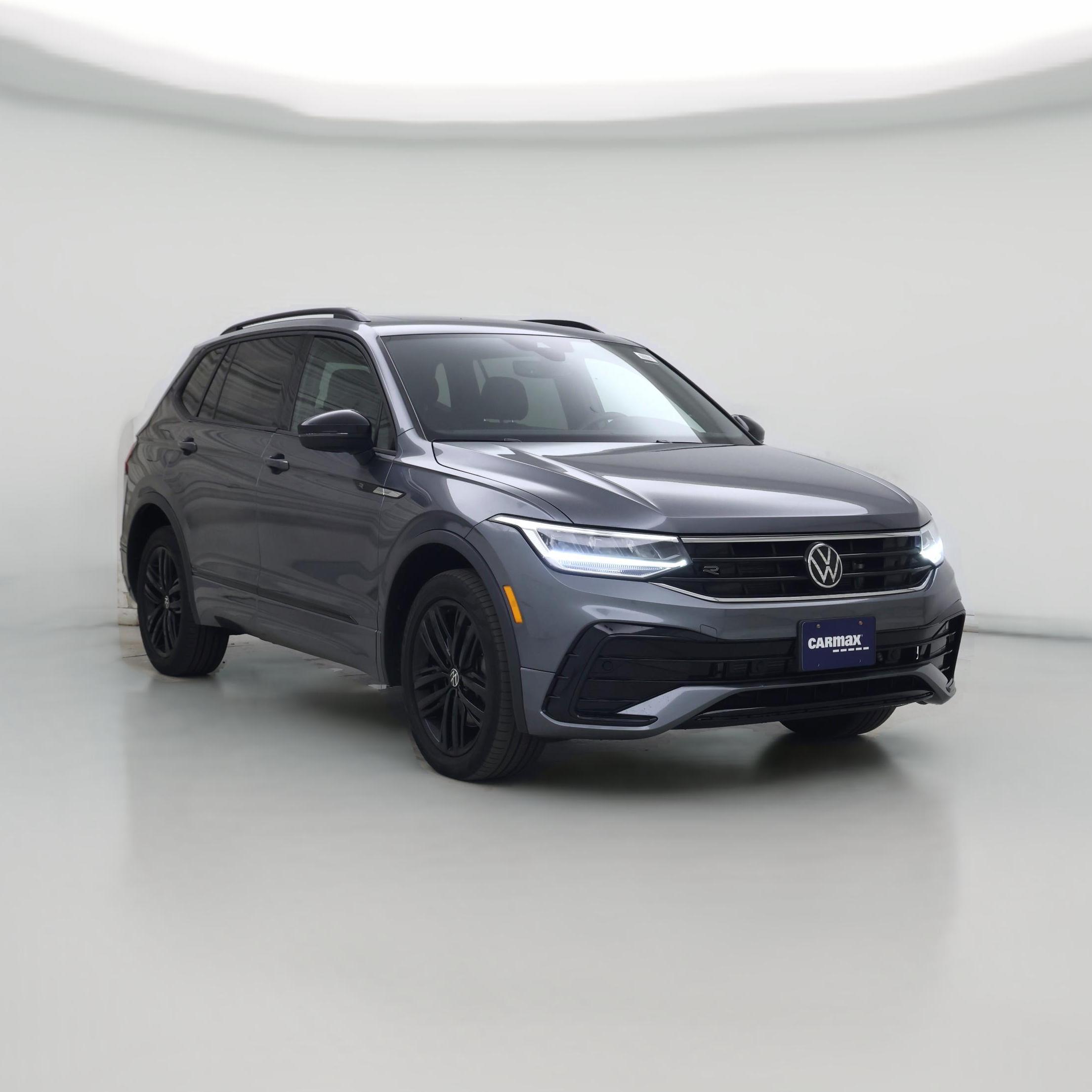 Thumbnail: 2022 Volkswagen Tiguan - 1