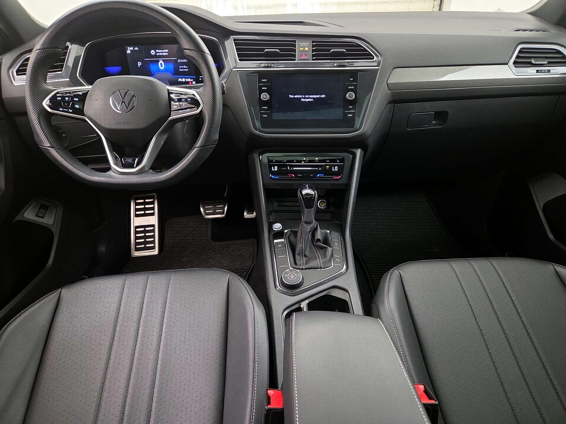 Thumbnail: 2022 Volkswagen Tiguan - 9