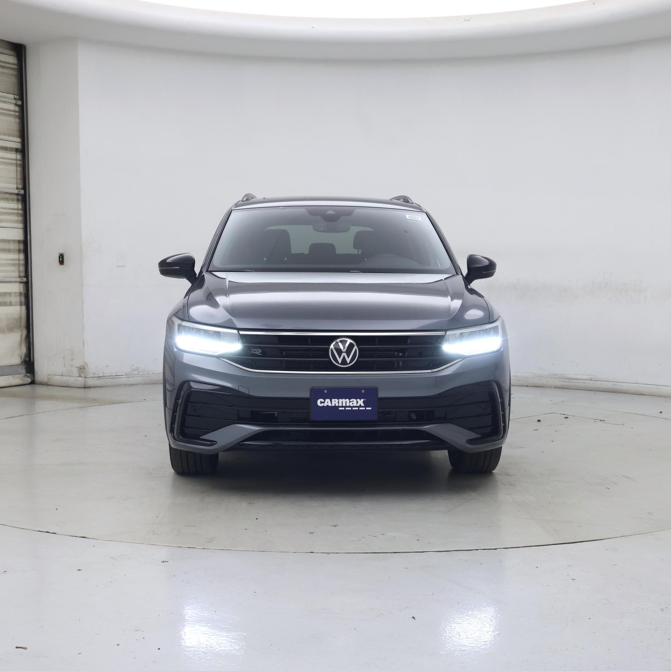 Thumbnail: 2022 Volkswagen Tiguan - 5