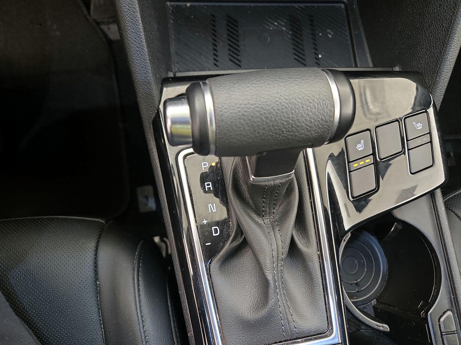 Thumbnail: 2023 Kia Sportage - 18