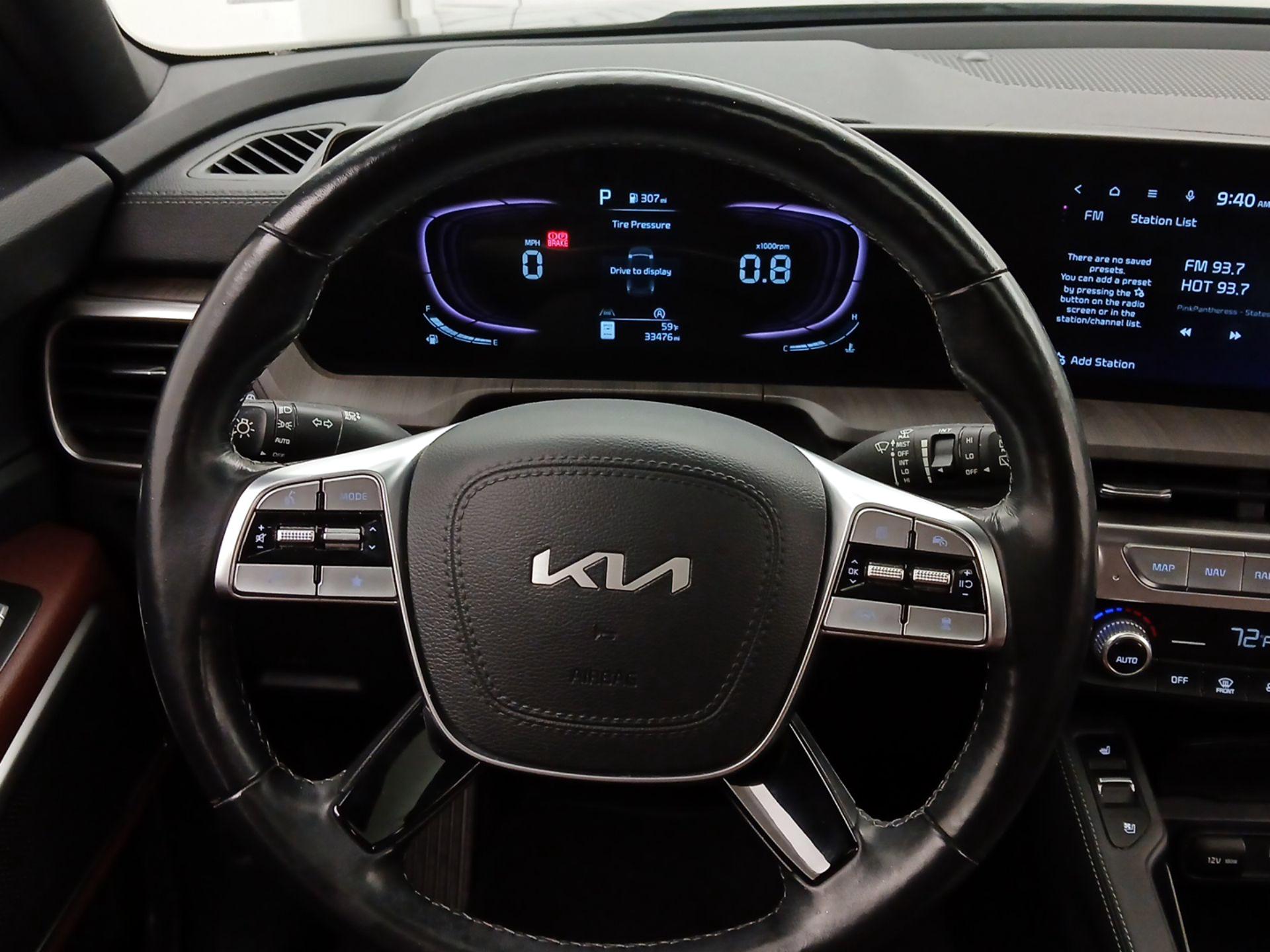 Thumbnail: 2023 Kia Telluride - 10