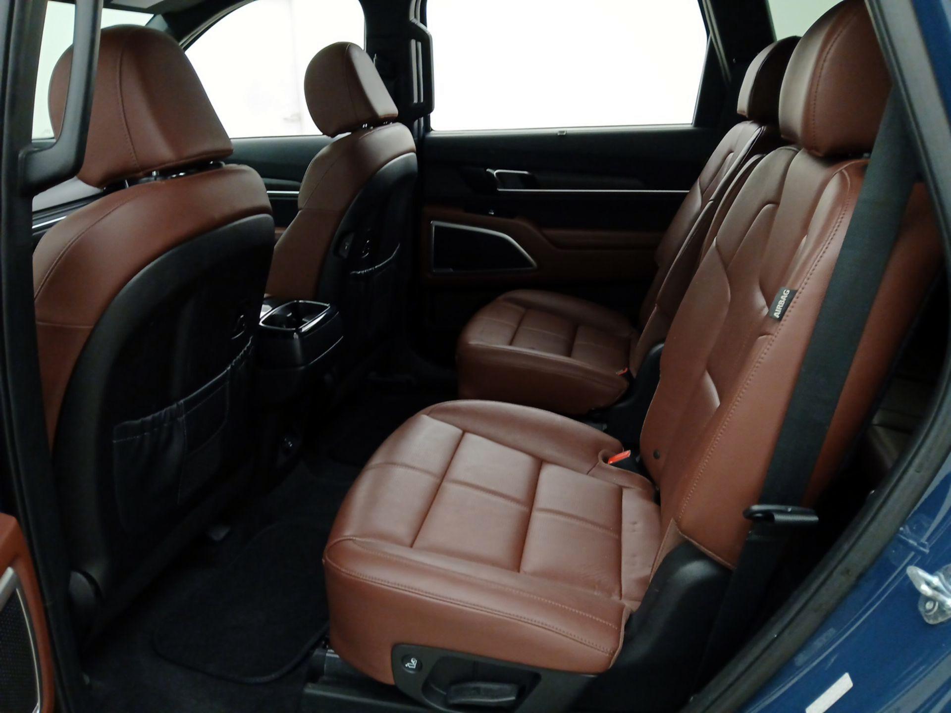 Thumbnail: 2023 Kia Telluride - 18