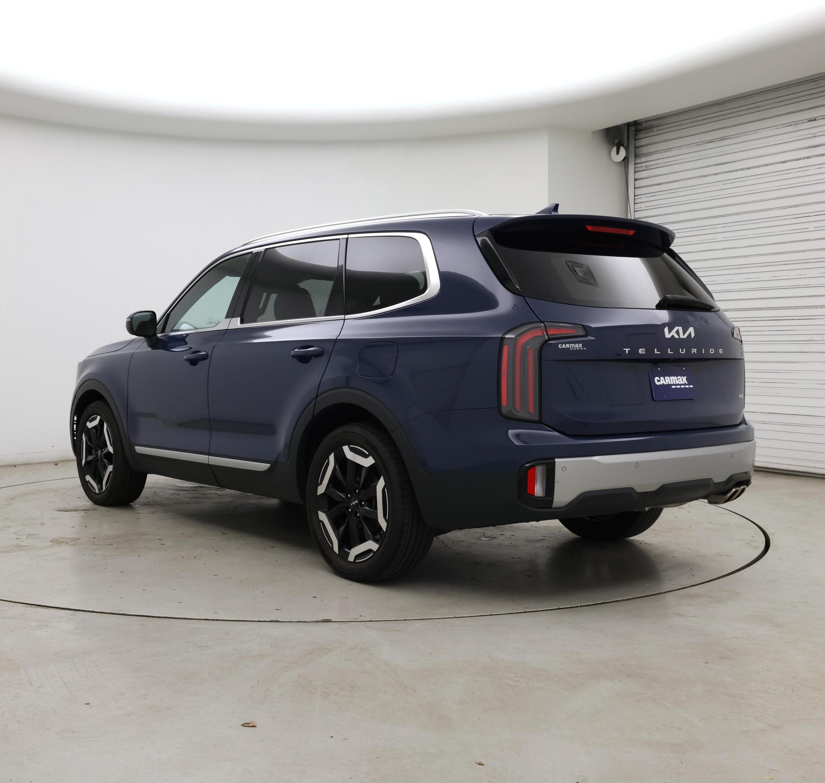 Thumbnail: 2023 Kia Telluride - 2