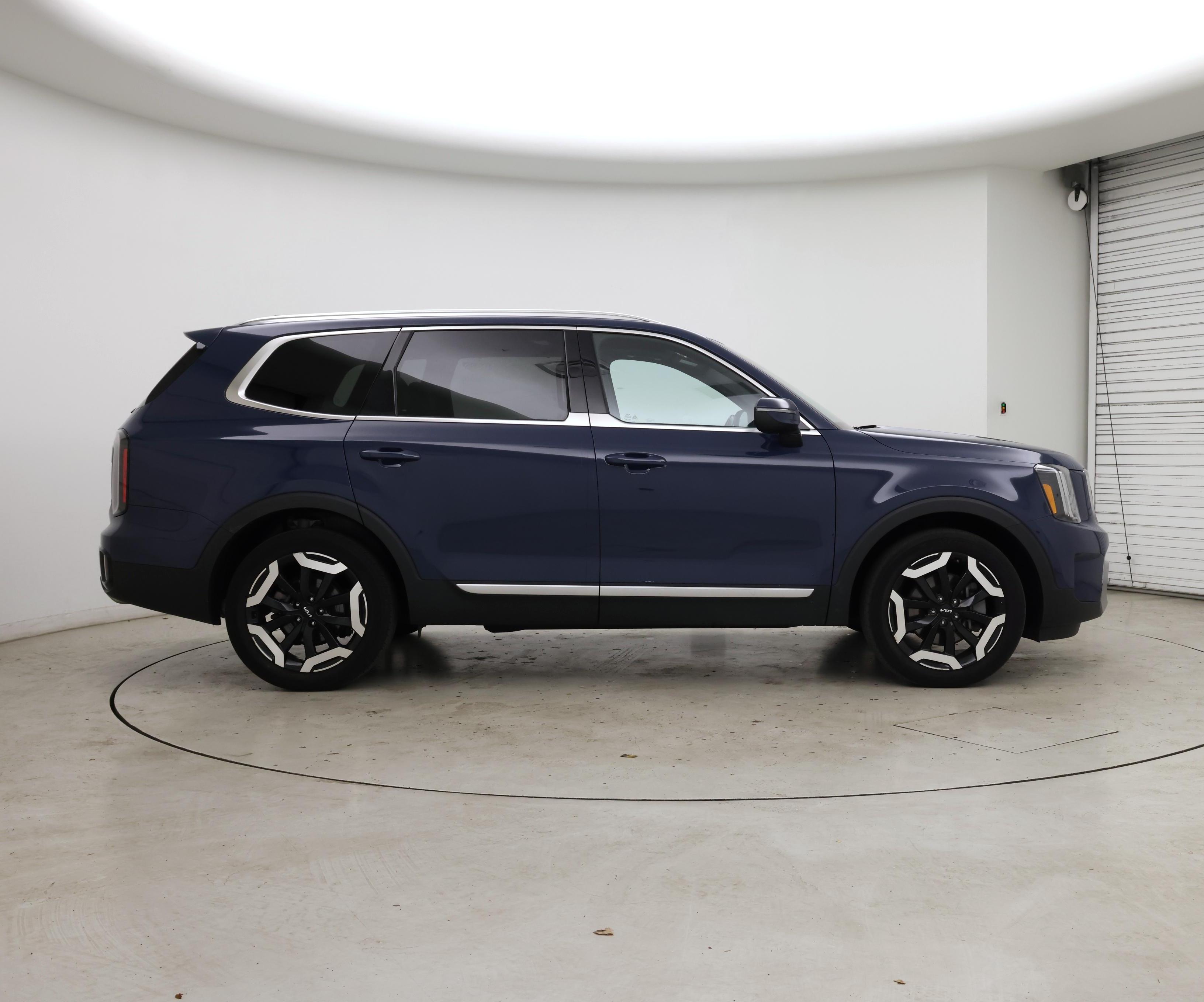 Thumbnail: 2023 Kia Telluride - 7