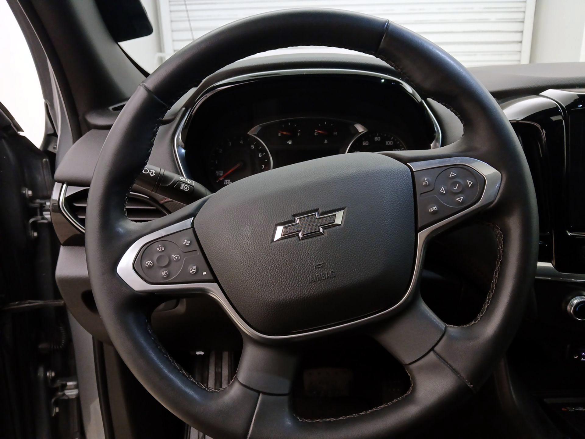 Thumbnail: 2023 Chevrolet Traverse - 10