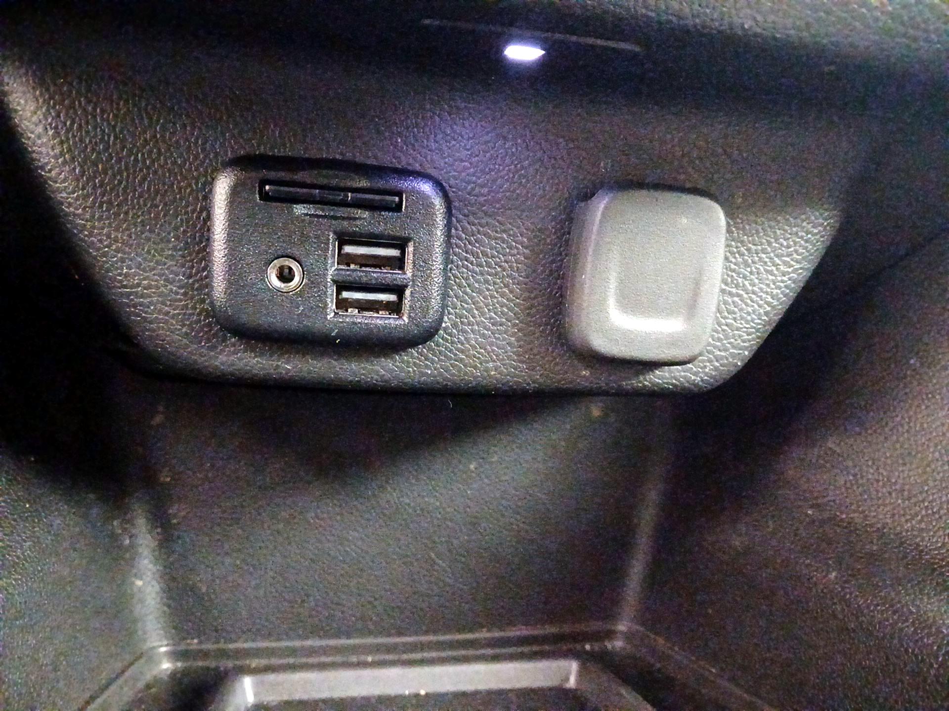 Thumbnail: 2023 Chevrolet Traverse - 18