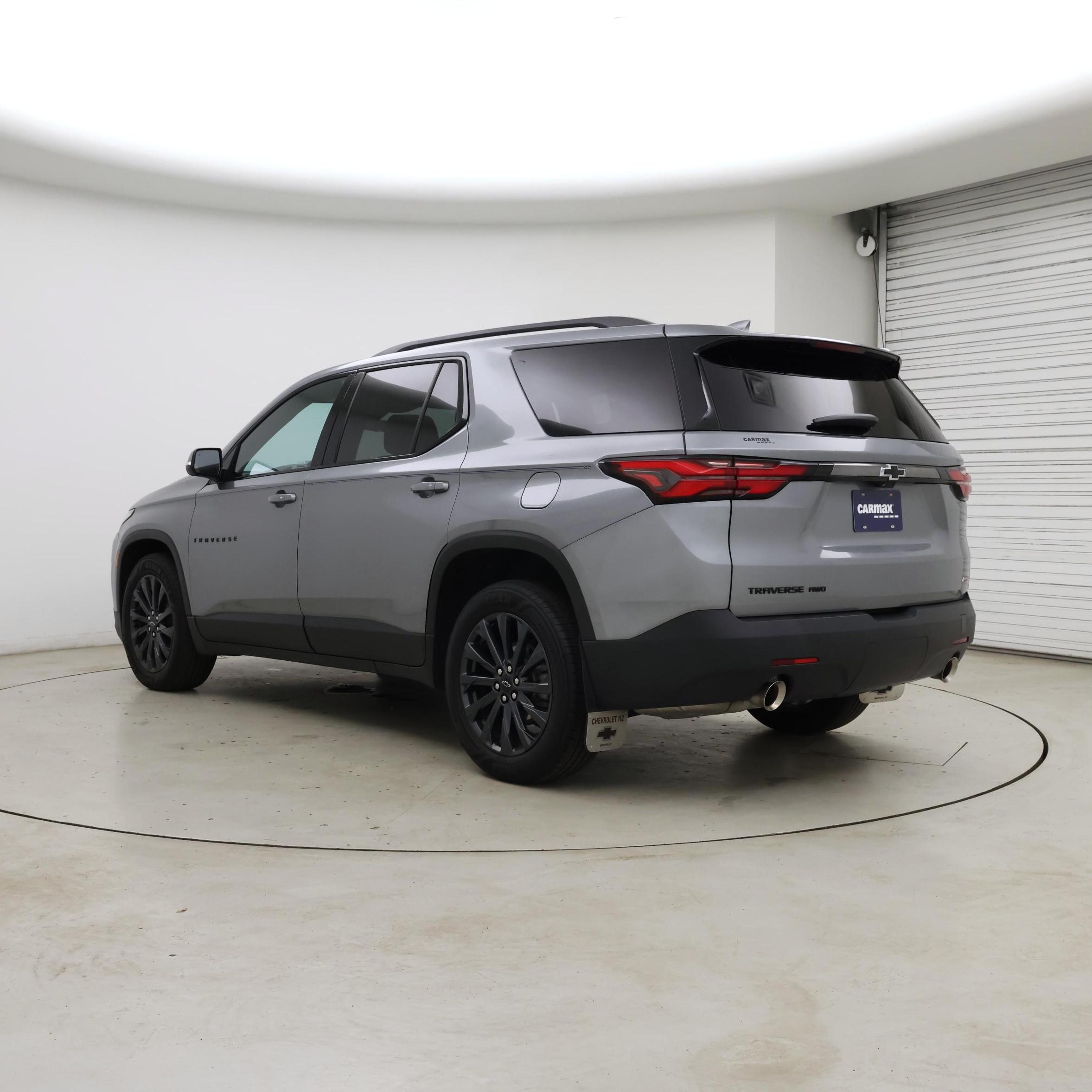 Thumbnail: 2023 Chevrolet Traverse - 2