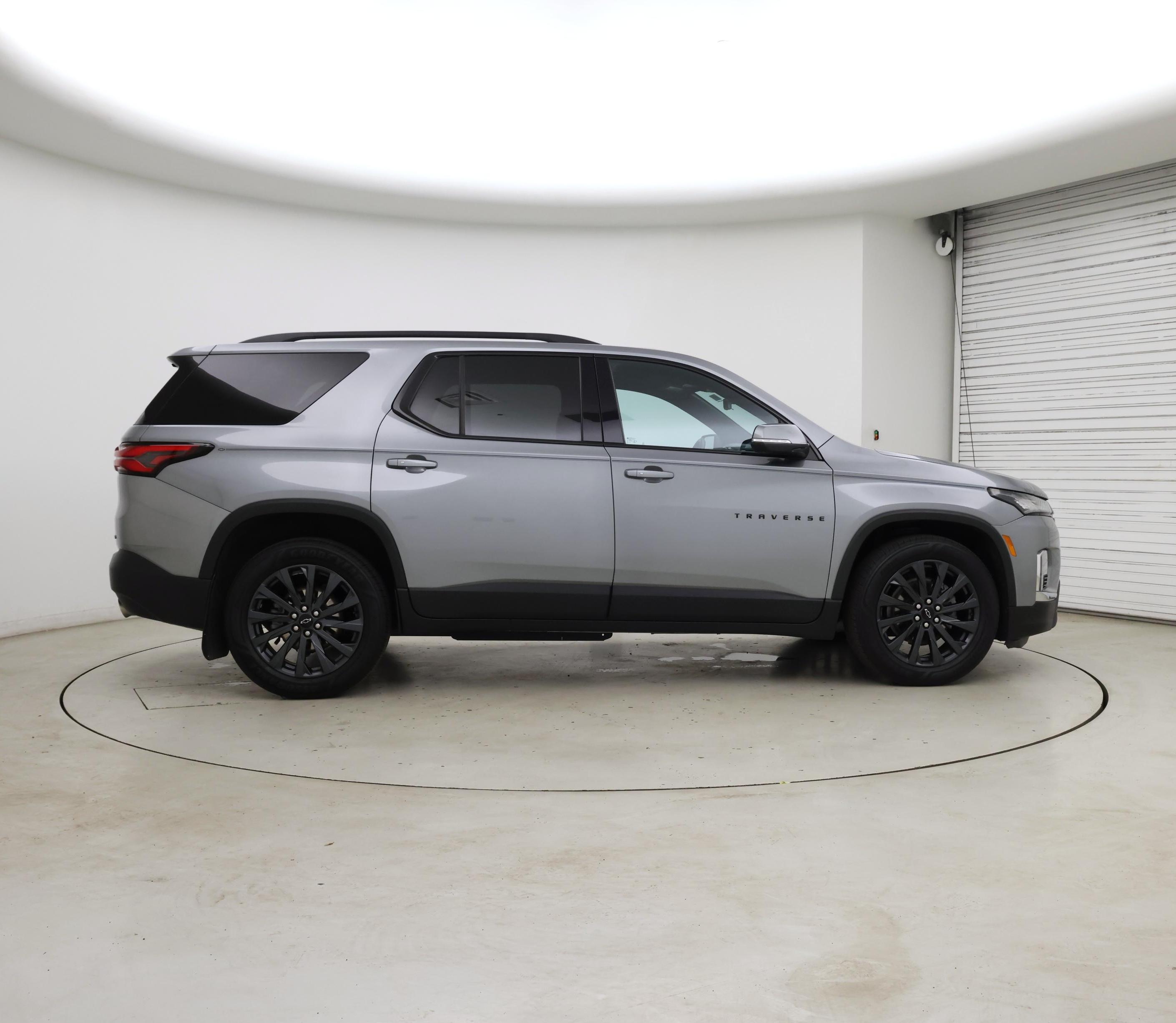 Thumbnail: 2023 Chevrolet Traverse - 7