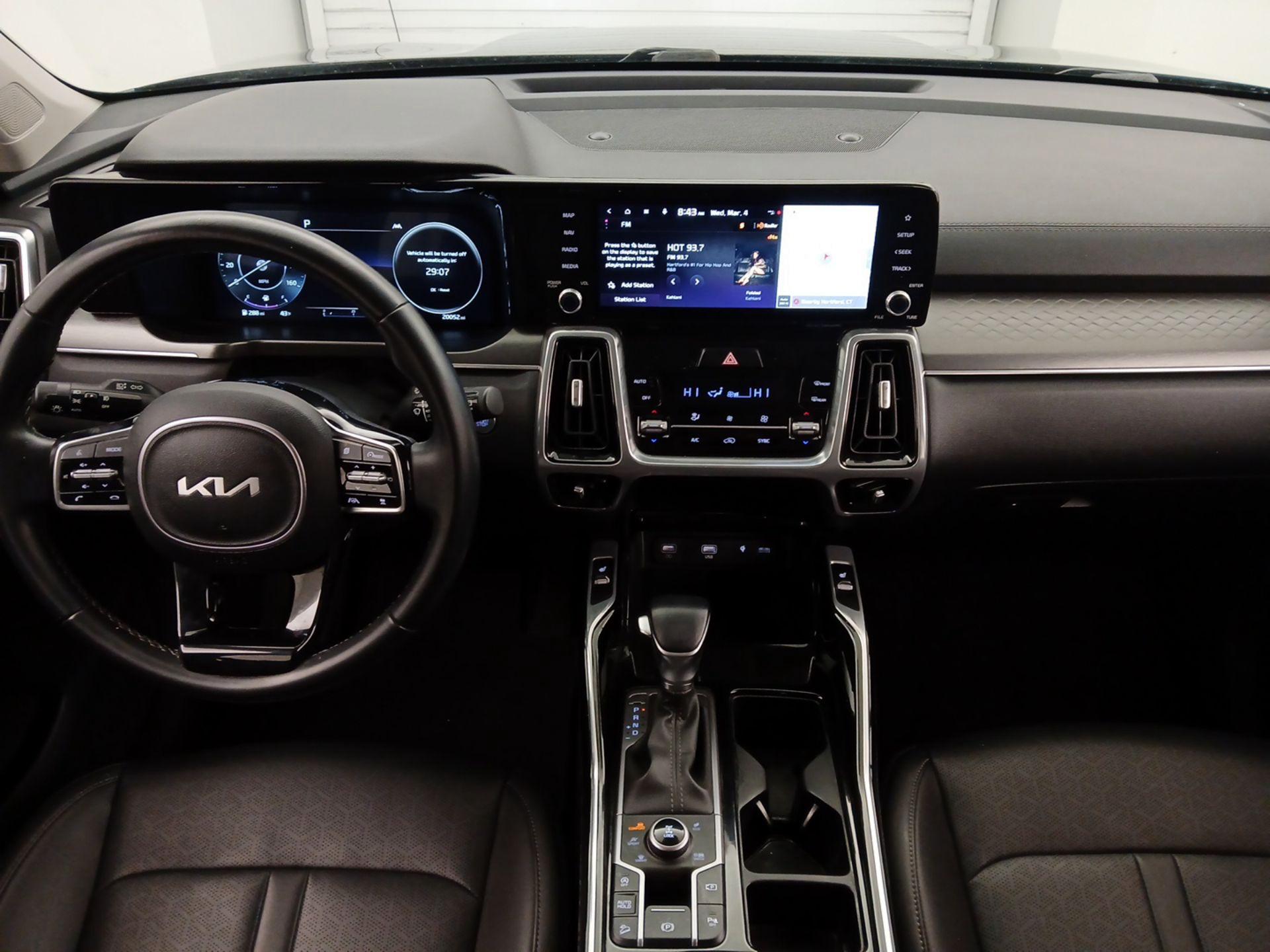 Thumbnail: 2023 Kia Sorento - 9