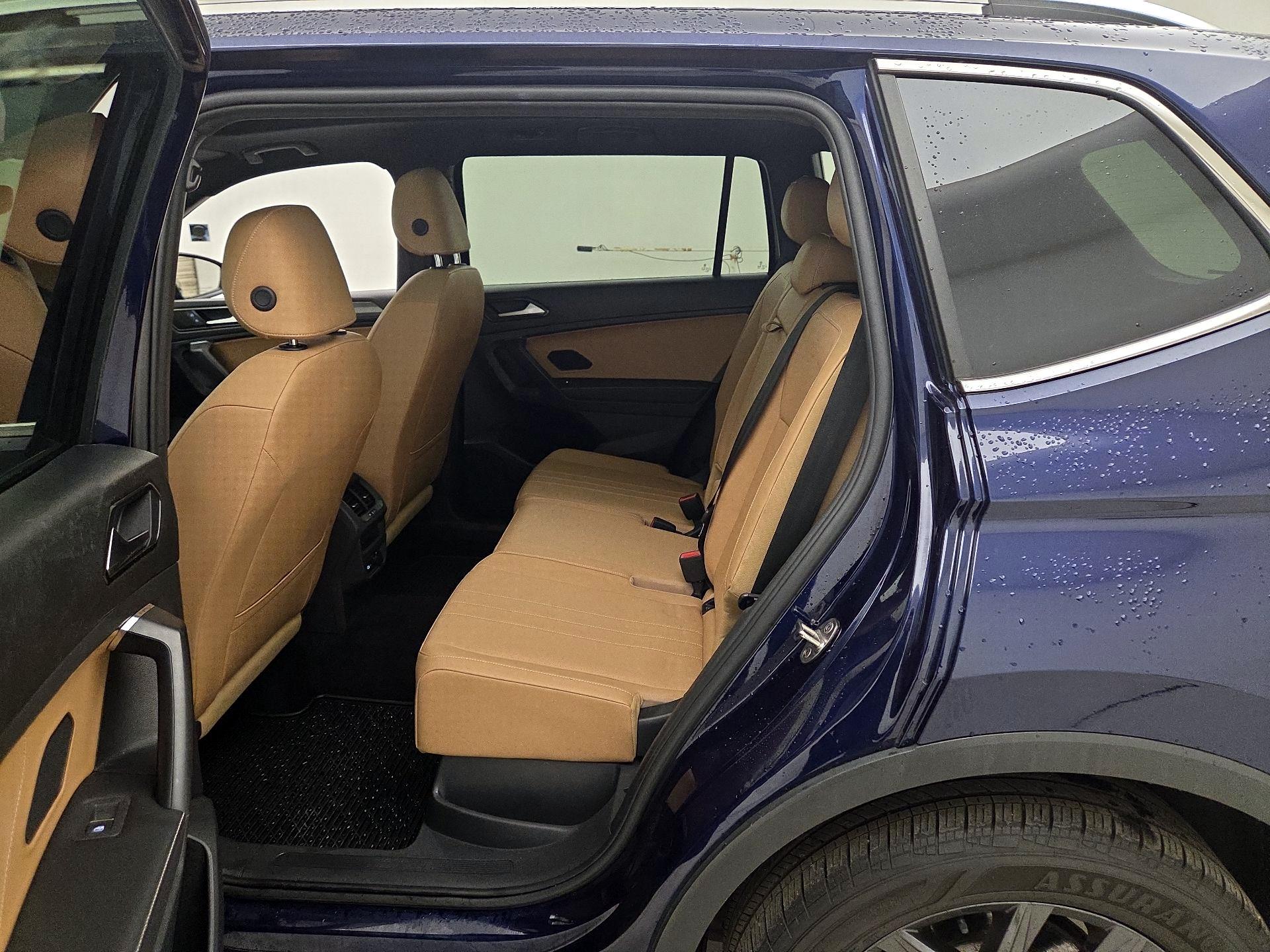 Thumbnail: 2022 Volkswagen Tiguan - 20