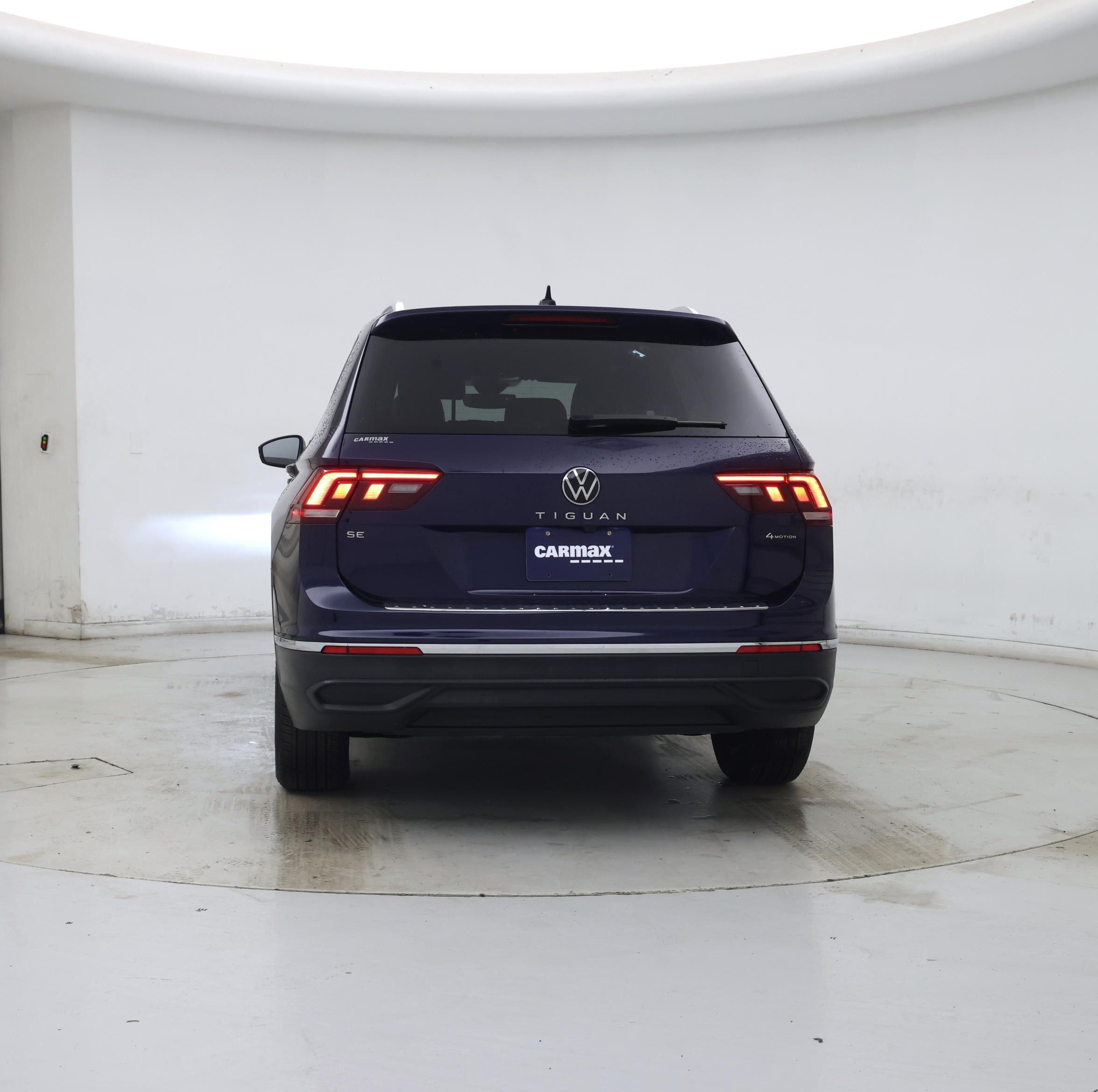 Thumbnail: 2022 Volkswagen Tiguan - 6