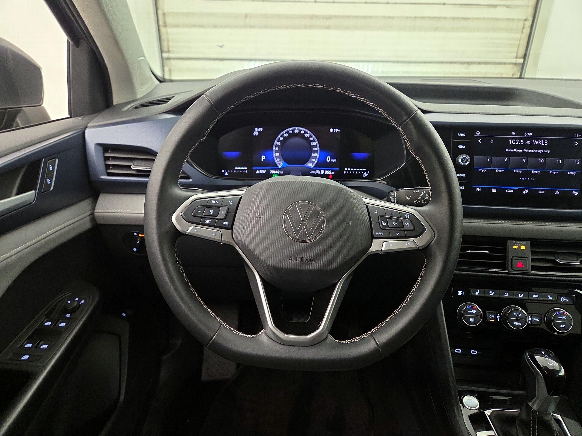 Thumbnail: 2024 Volkswagen Taos - 10