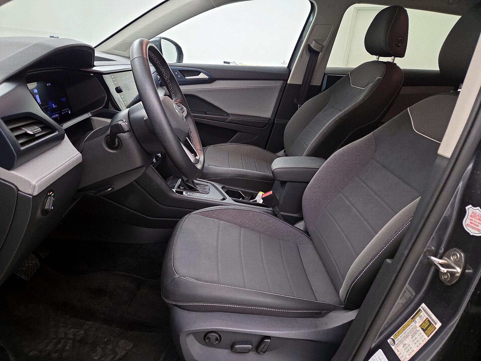 Thumbnail: 2024 Volkswagen Taos - 11