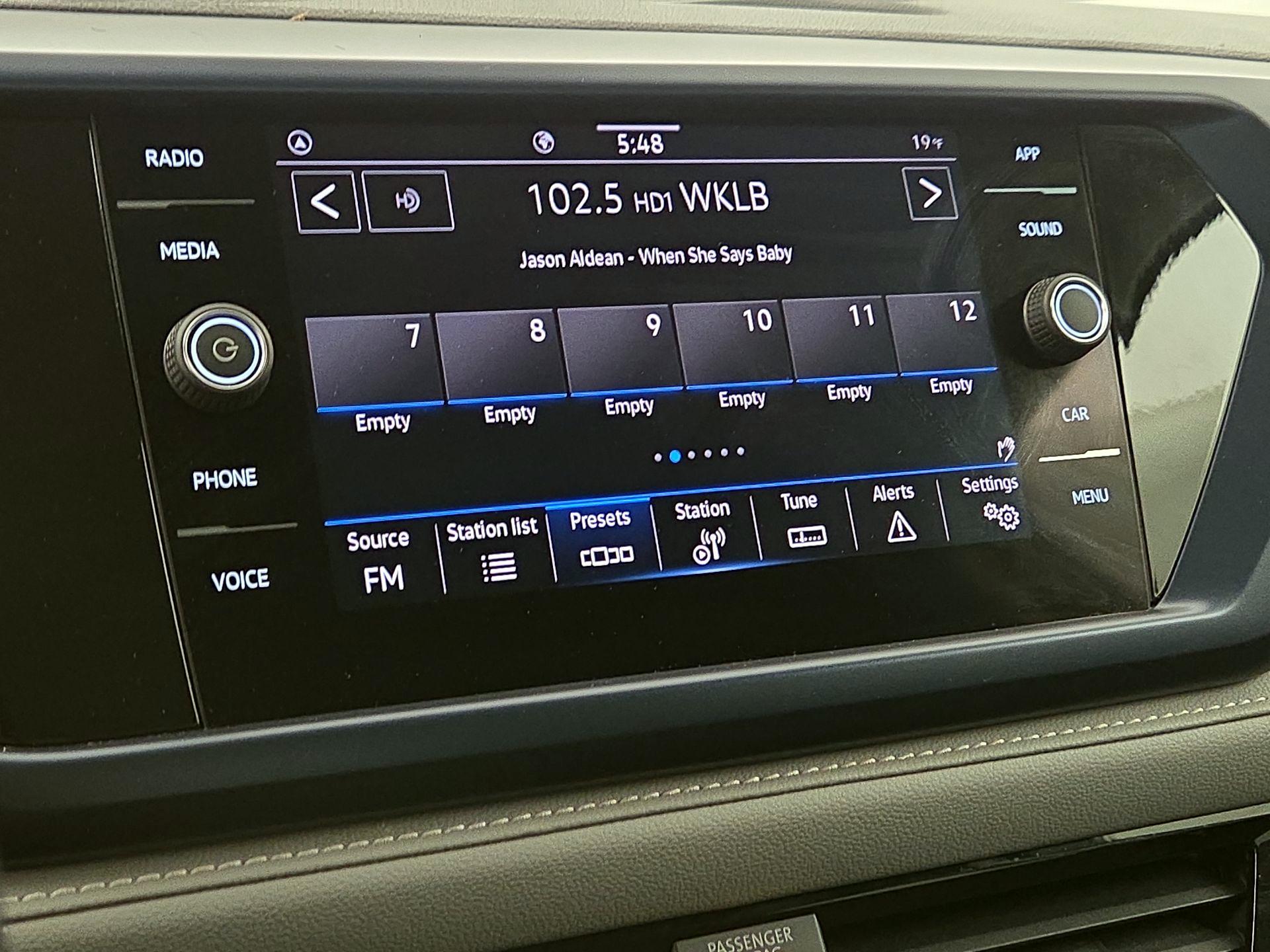 Thumbnail: 2024 Volkswagen Taos - 15