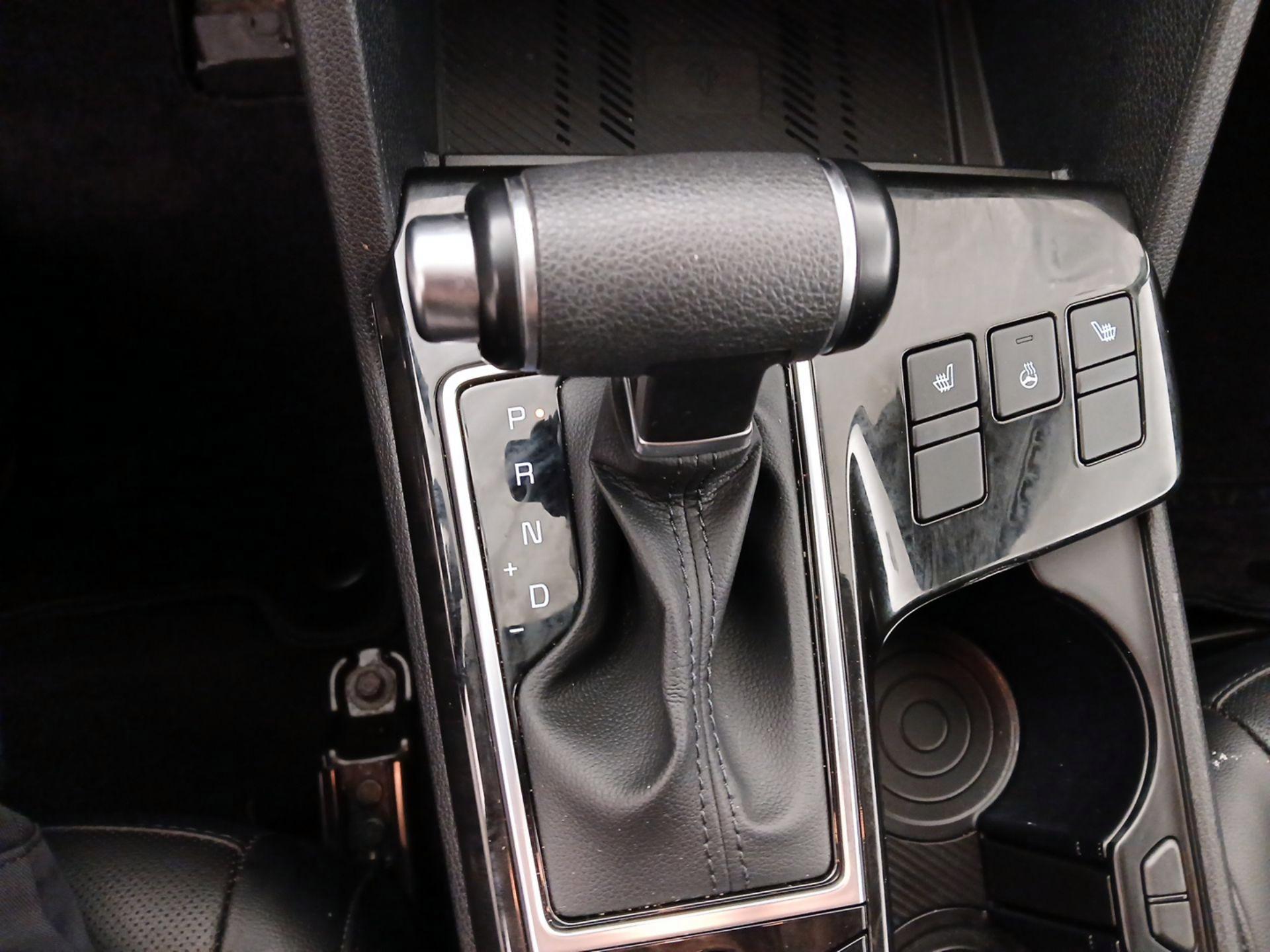 Thumbnail: 2023 Kia Sportage - 18