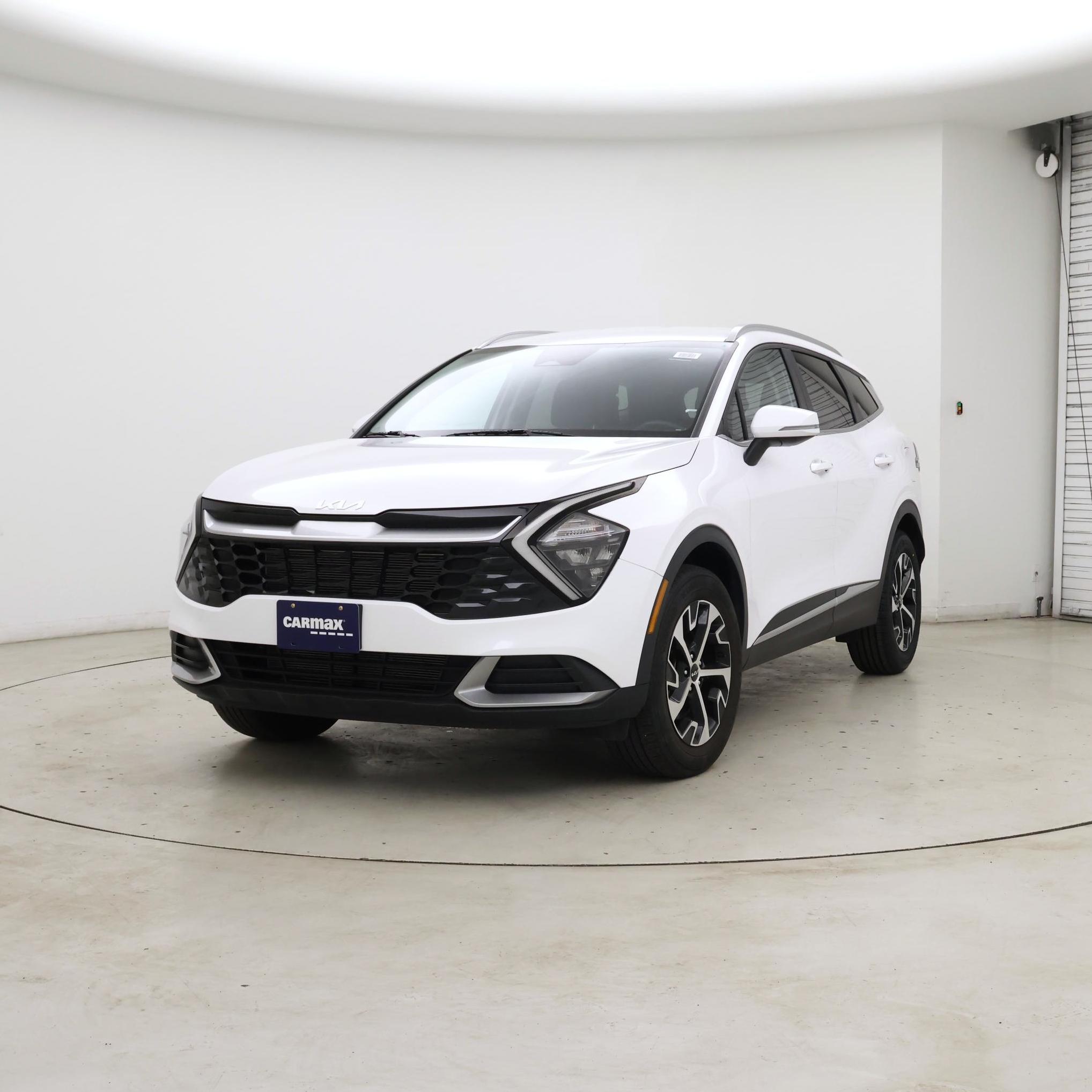 Thumbnail: 2023 Kia Sportage - 4