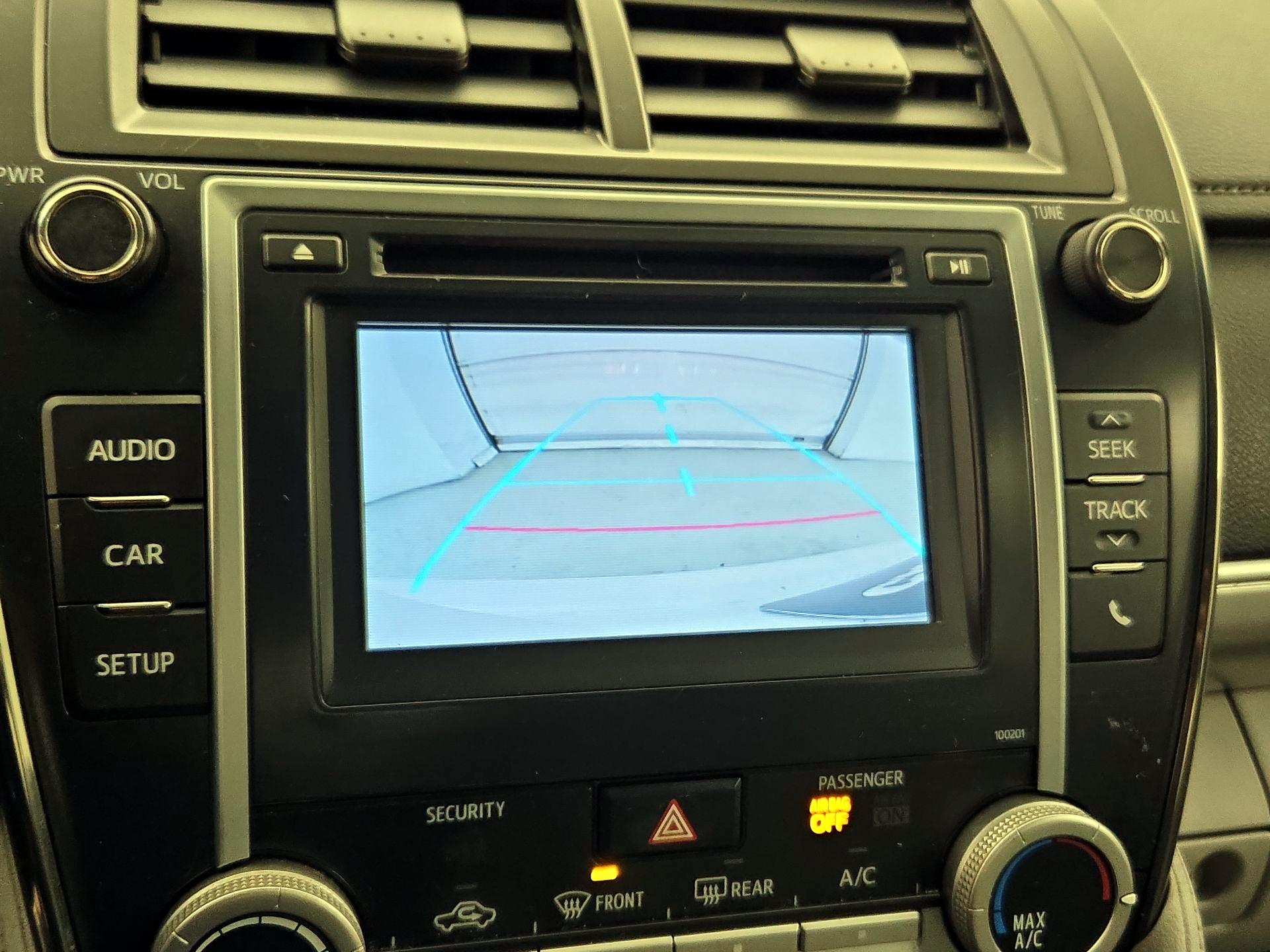 Thumbnail: 2014 Toyota Camry - 14