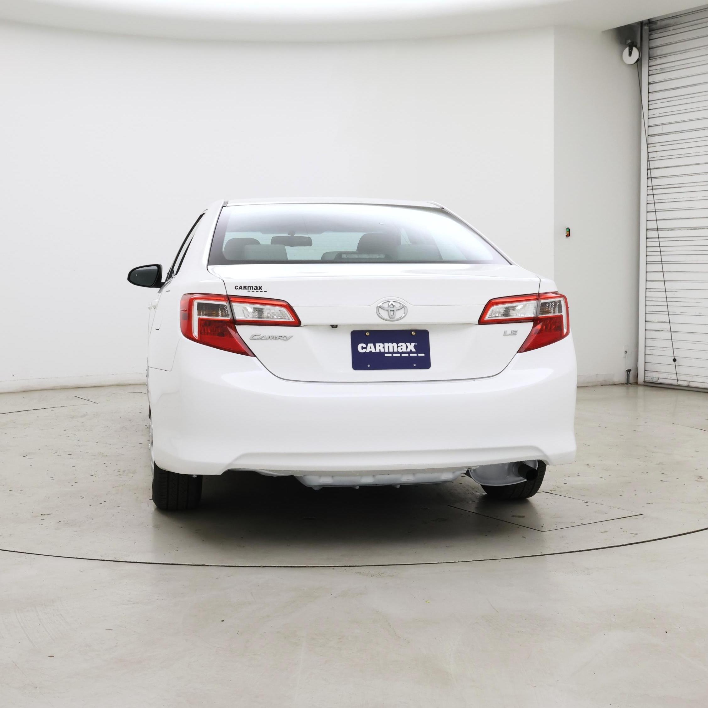 Thumbnail: 2014 Toyota Camry - 6