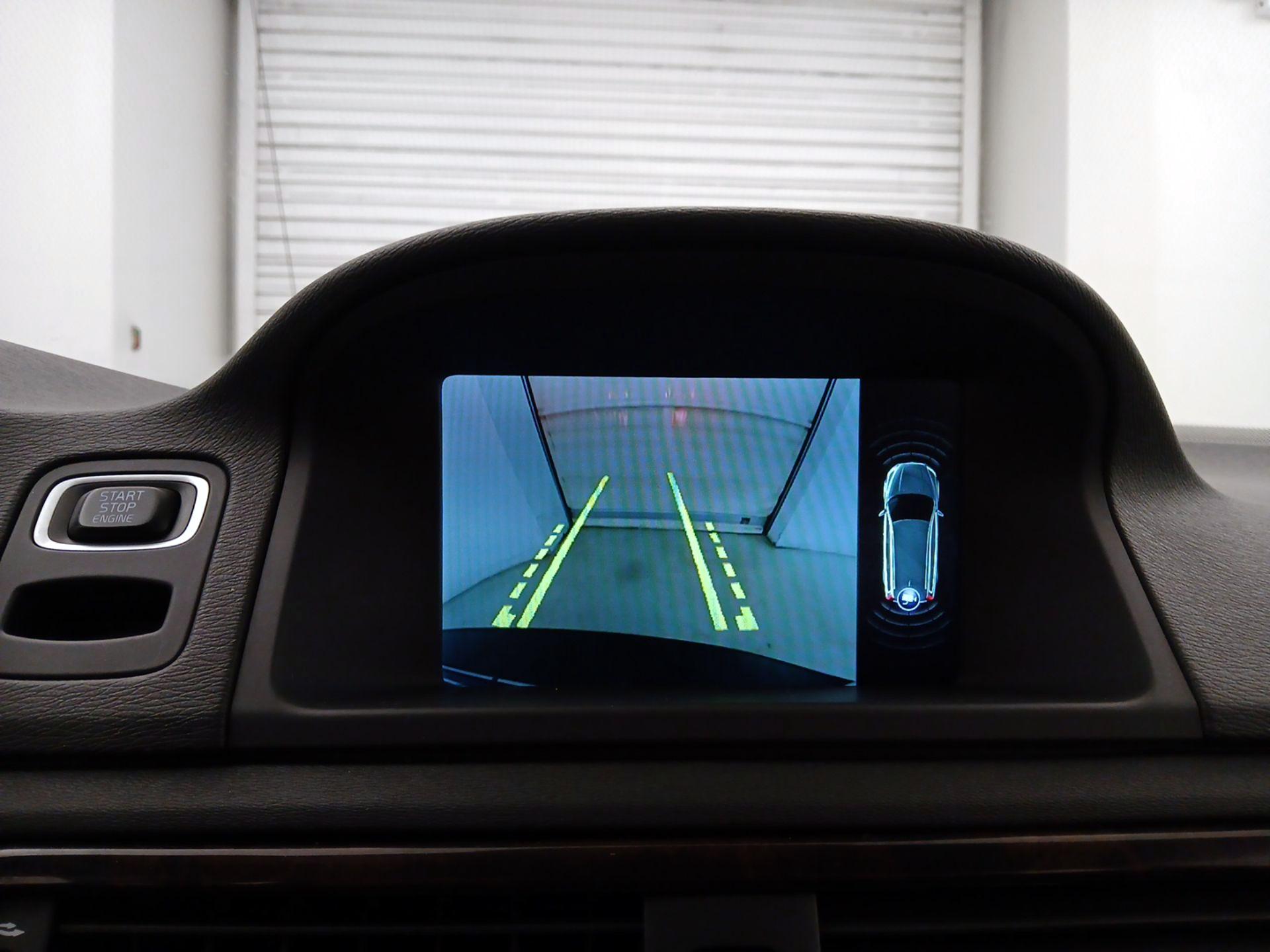 Thumbnail: 2016 Volvo XC70 - 14