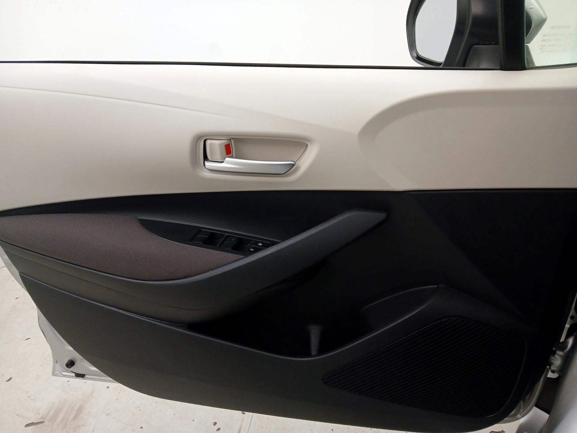 Thumbnail: 2020 Toyota Corolla - 12