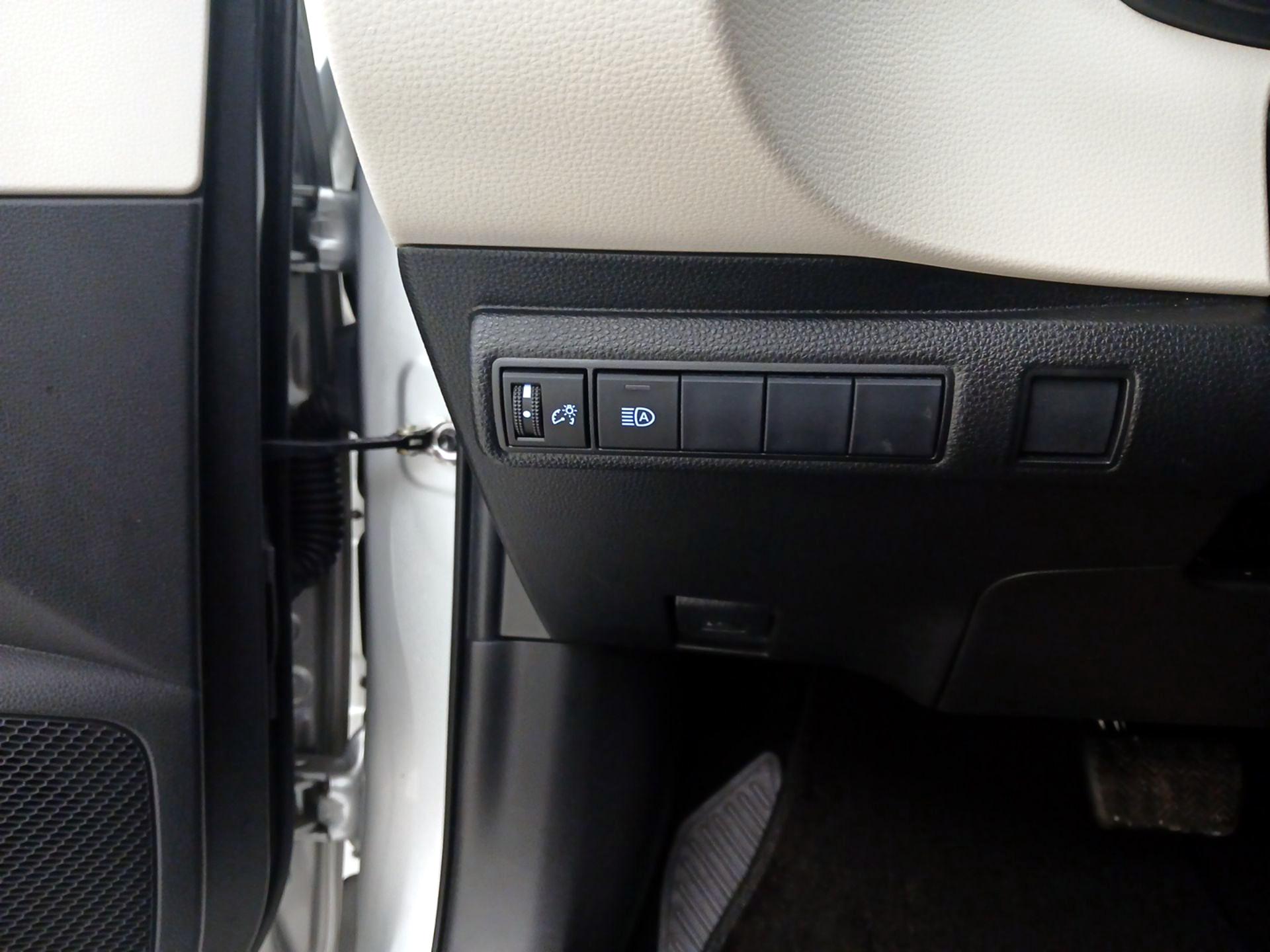 Thumbnail: 2020 Toyota Corolla - 13