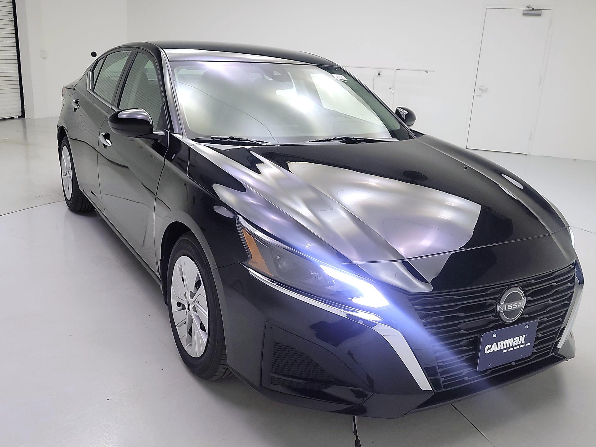 Thumbnail: 2023 Nissan Altima - 1