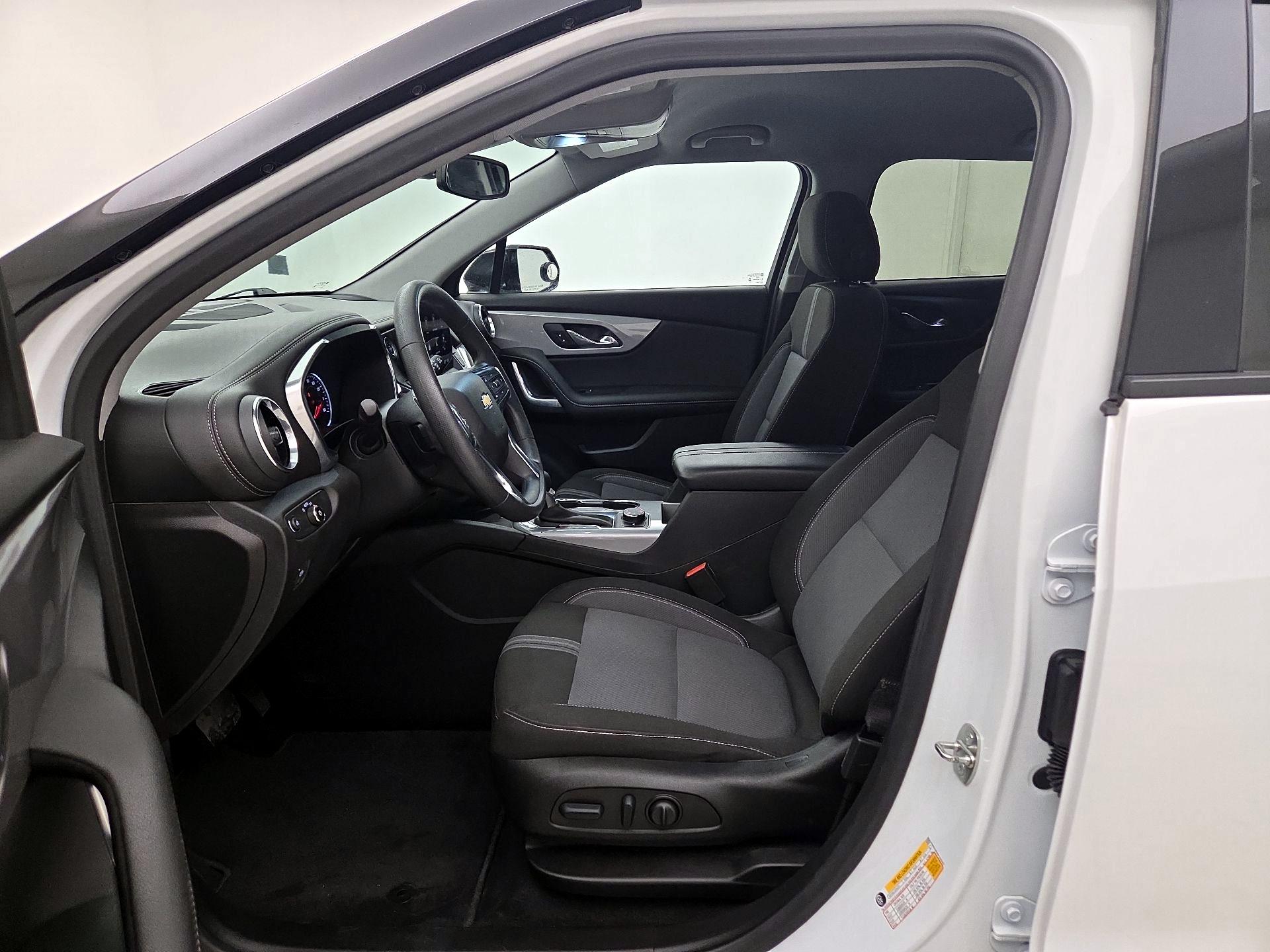 Thumbnail: 2023 Chevrolet Blazer - 11