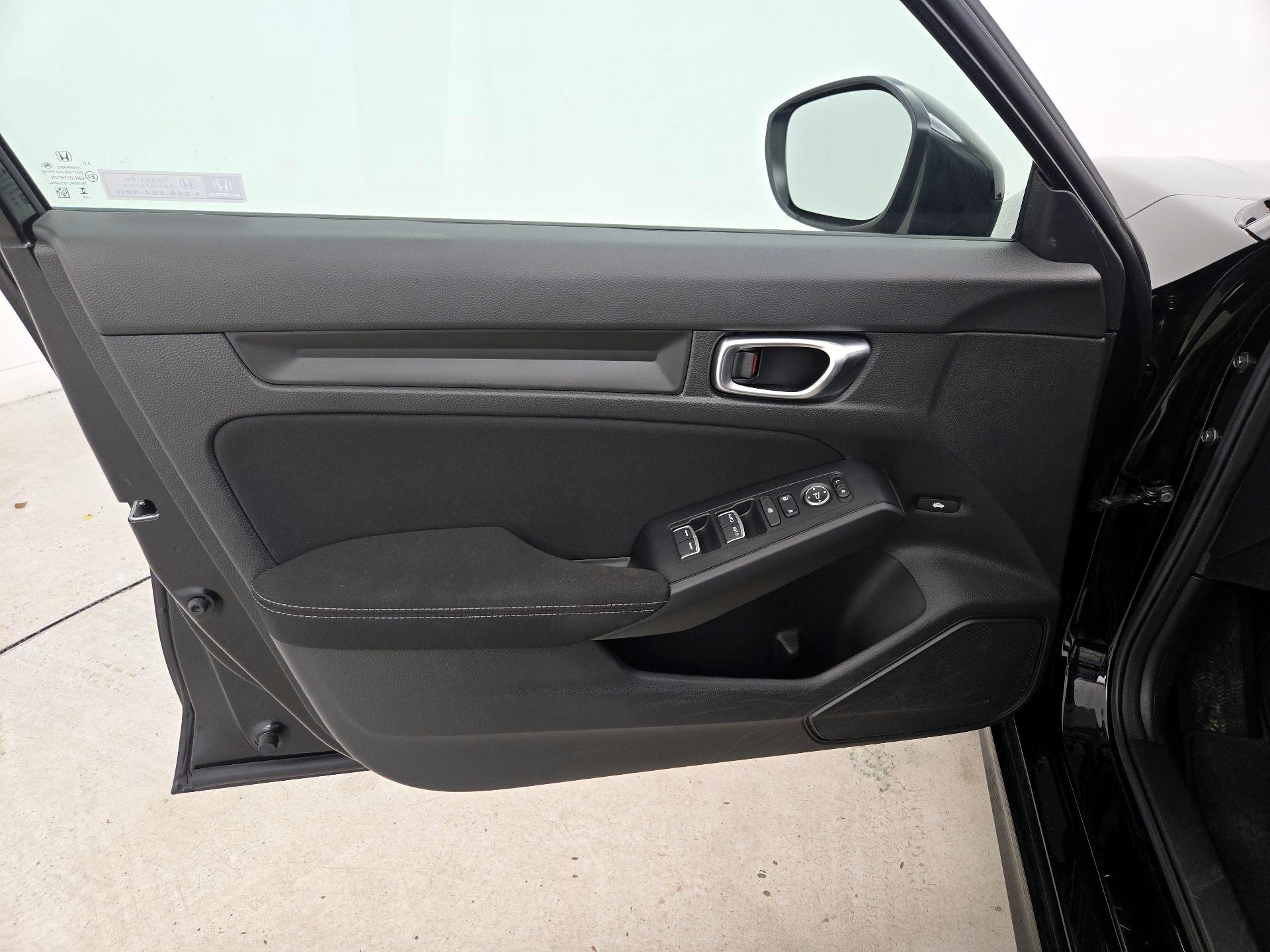 Thumbnail: 2023 Honda Civic - 12