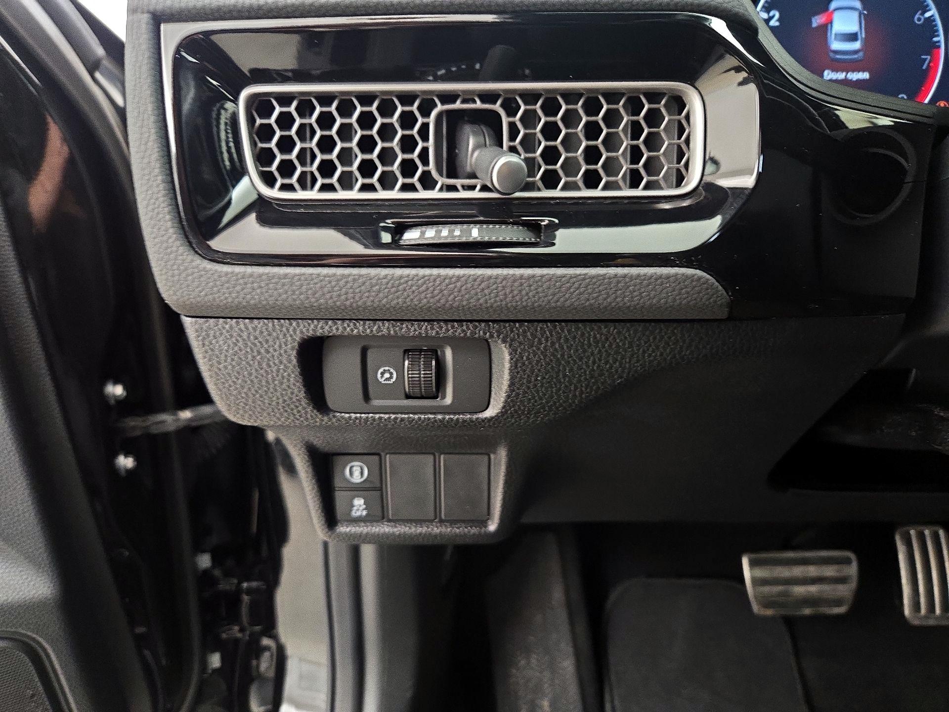 Thumbnail: 2023 Honda Civic - 13