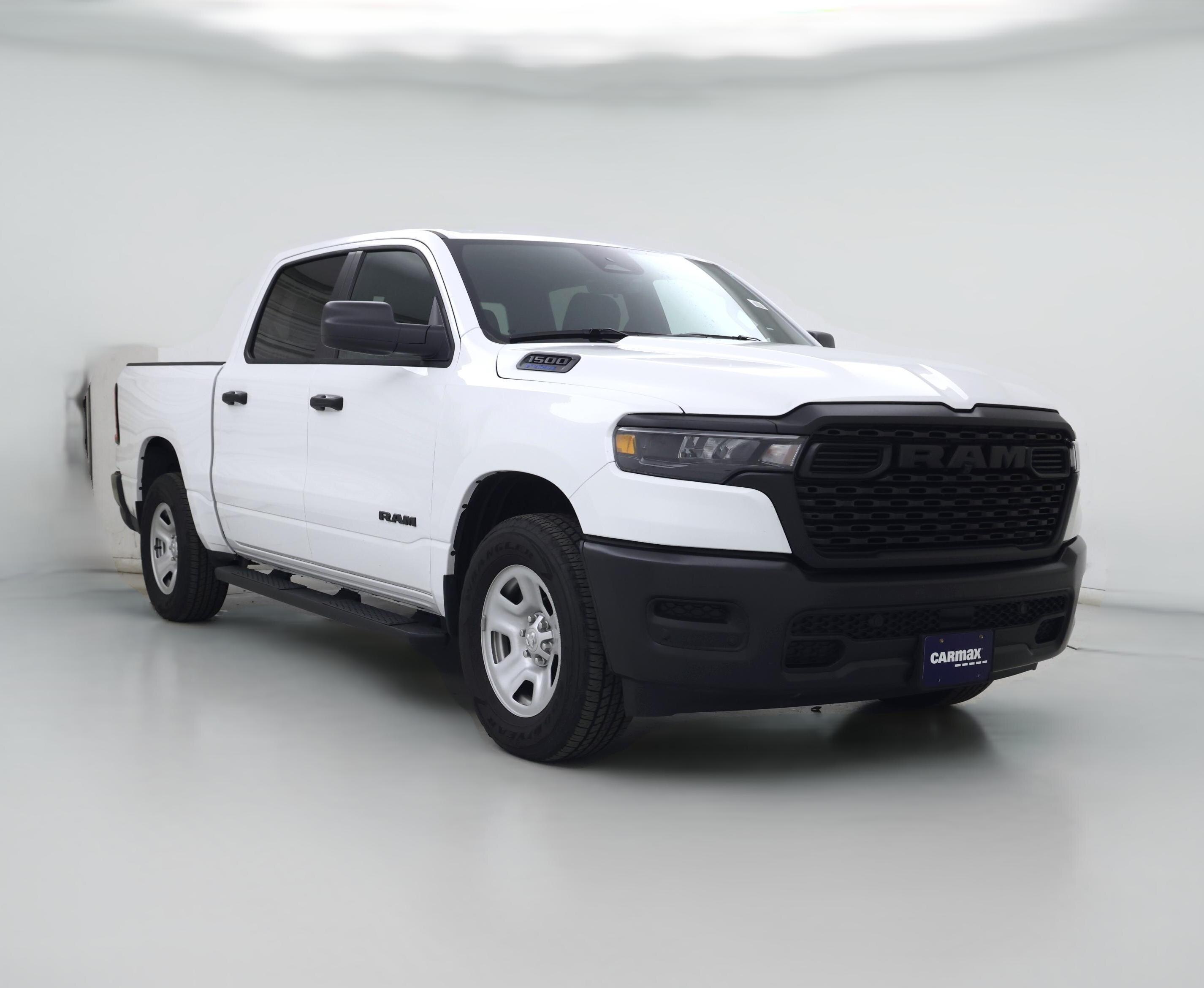 Thumbnail: 2025 RAM 1500 - 1