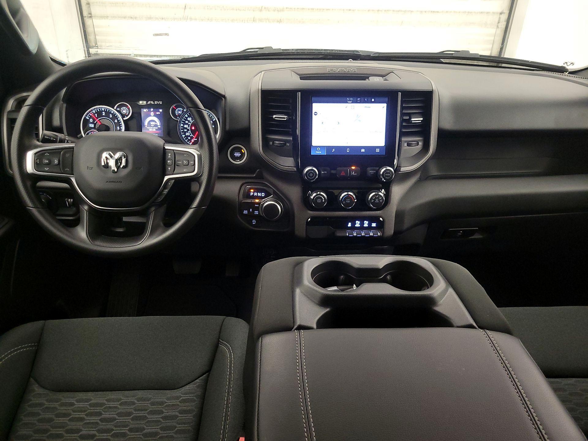 Thumbnail: 2025 RAM 1500 - 9