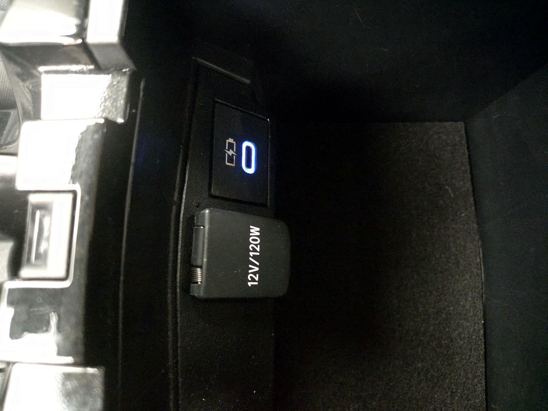 Thumbnail: 2022 Toyota Corolla - 18