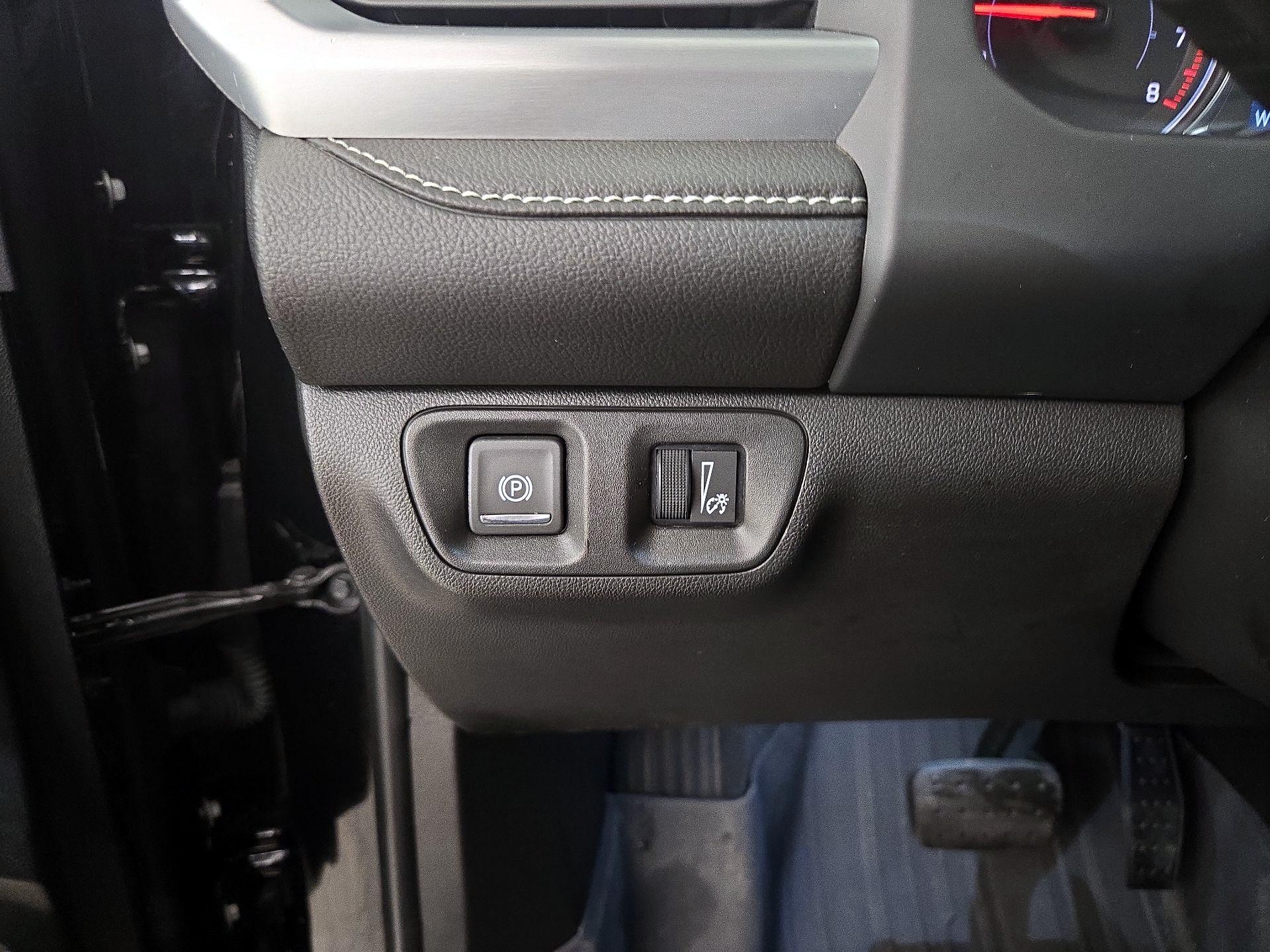 Thumbnail: 2023 GMC Acadia - 13