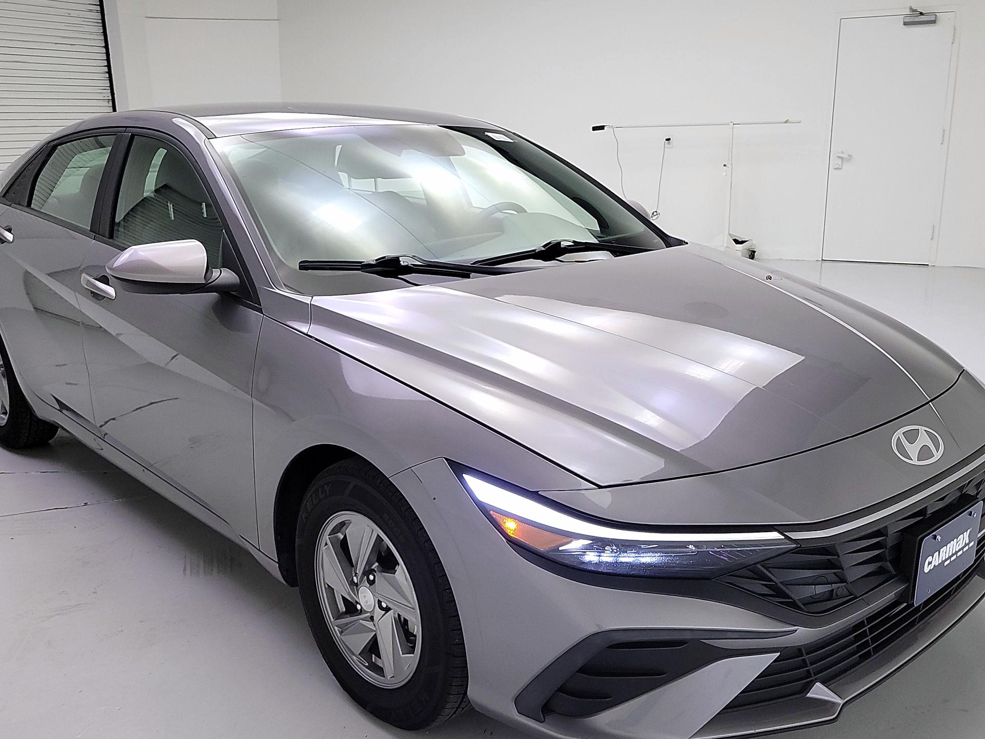 Thumbnail: 2024 Hyundai Elantra - 1