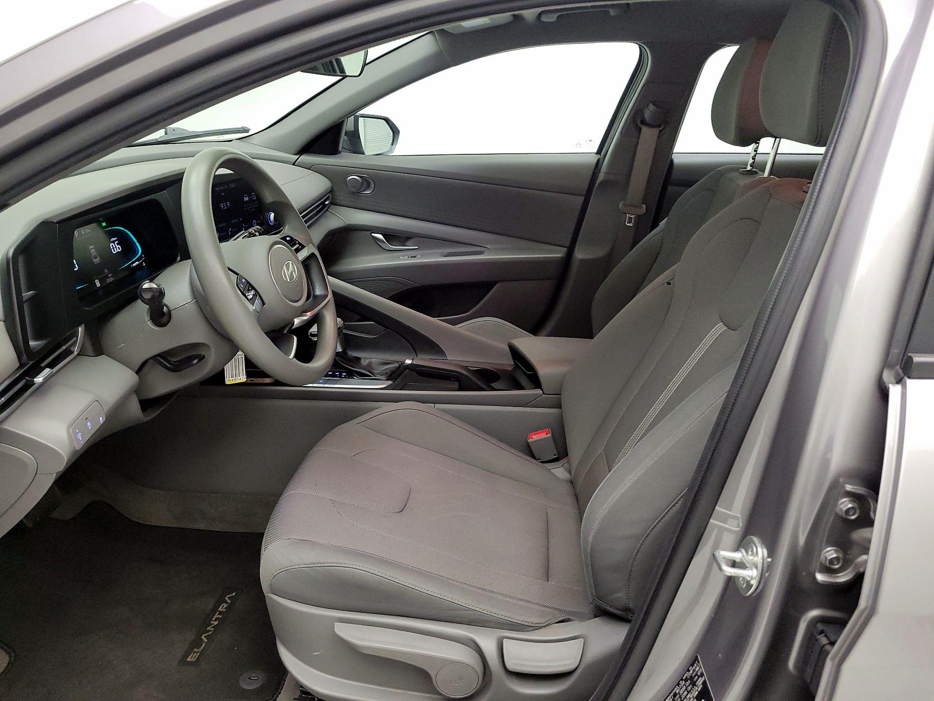 Thumbnail: 2024 Hyundai Elantra - 9