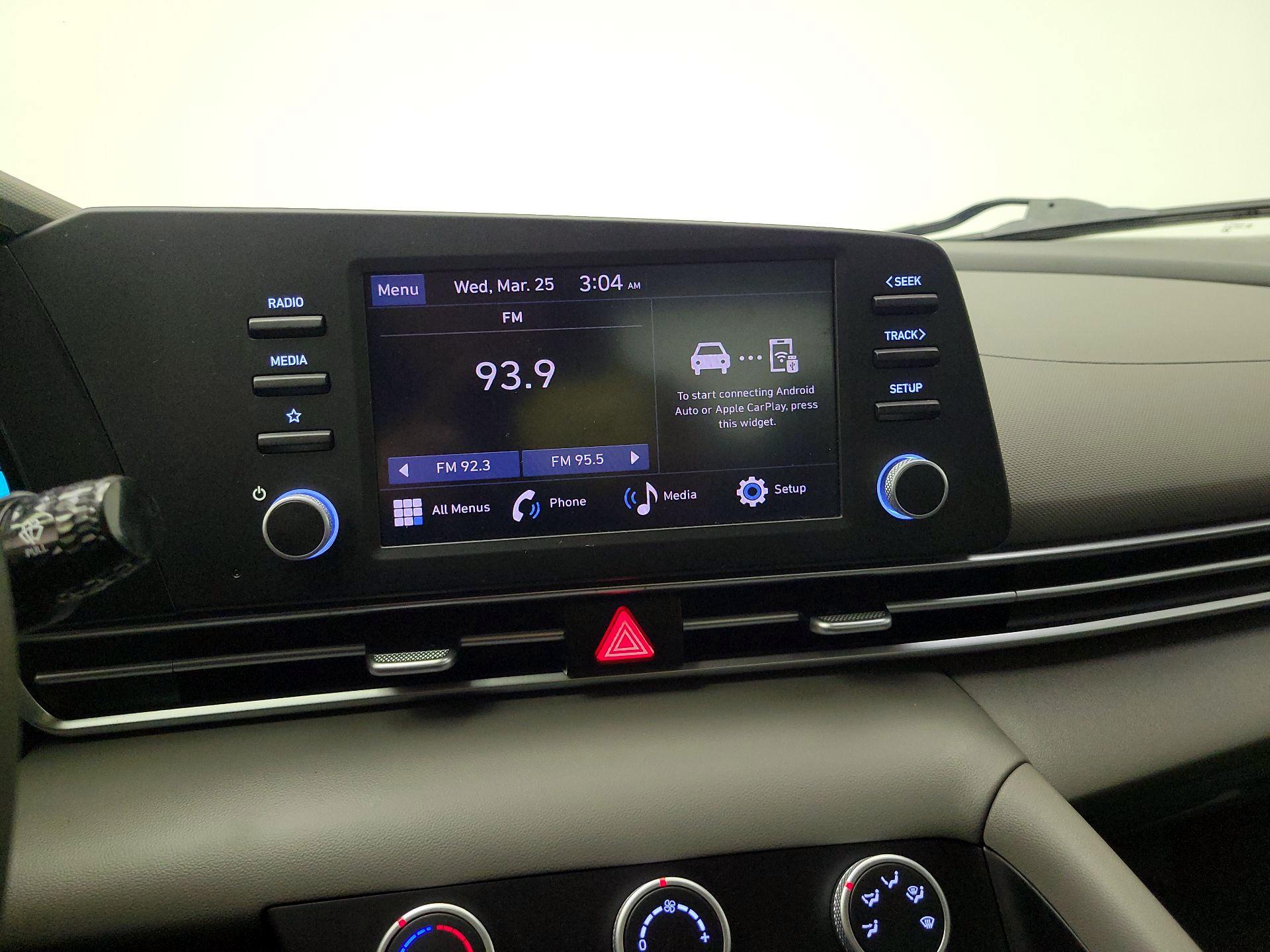 Thumbnail: 2024 Hyundai Elantra - 12