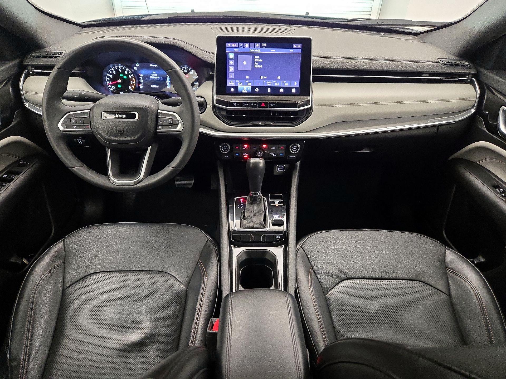 Thumbnail: 2023 Jeep Compass - 9